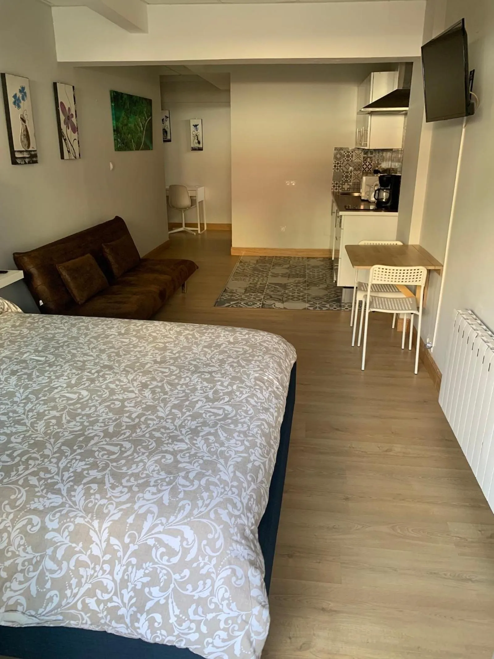 Bed in Estudios Bilbao Deusto