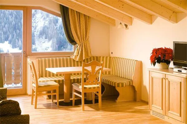 Dining area in Residence Rumanon