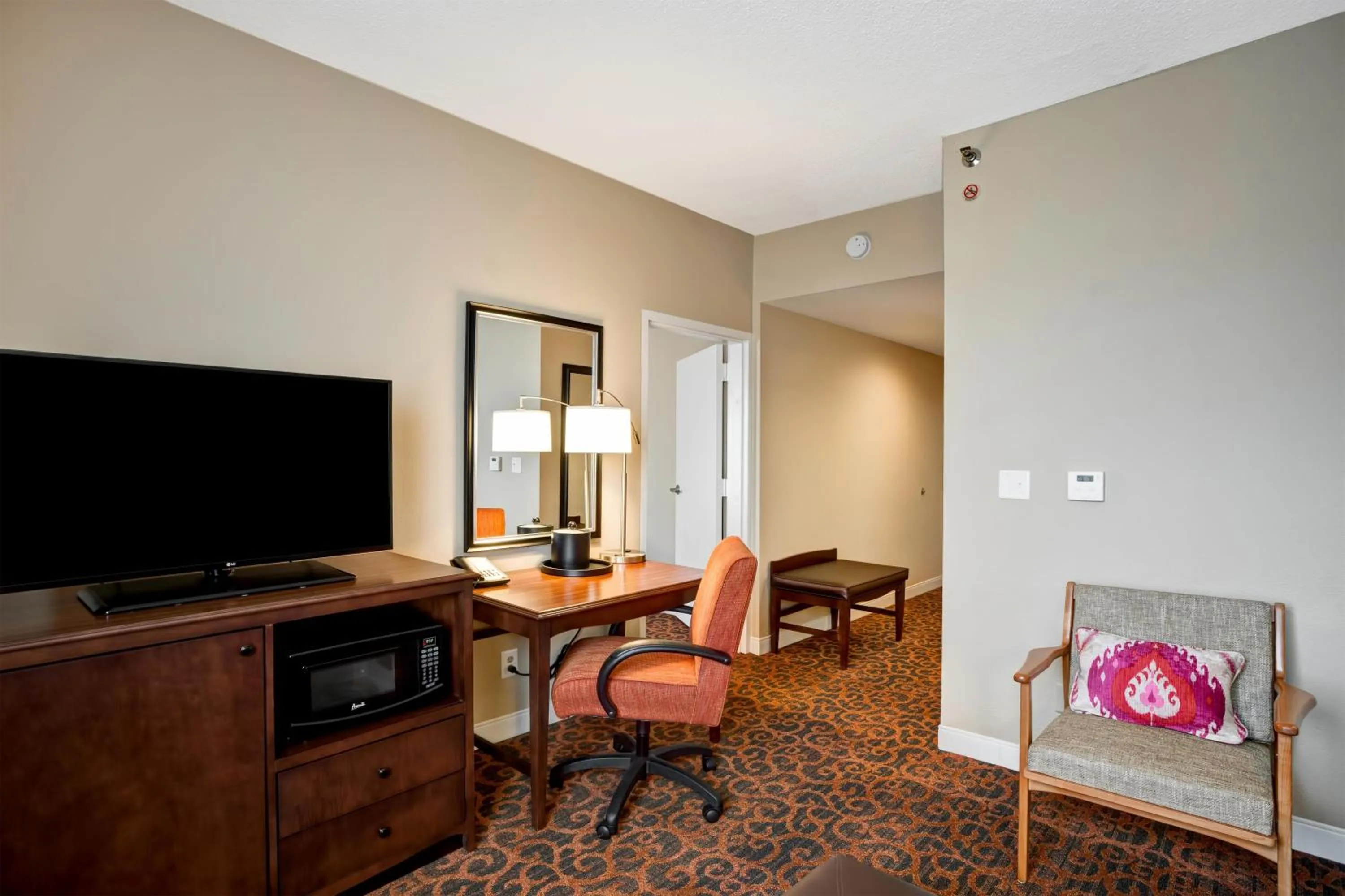 Bed in Hampton Inn Baltimore/Glen Burnie