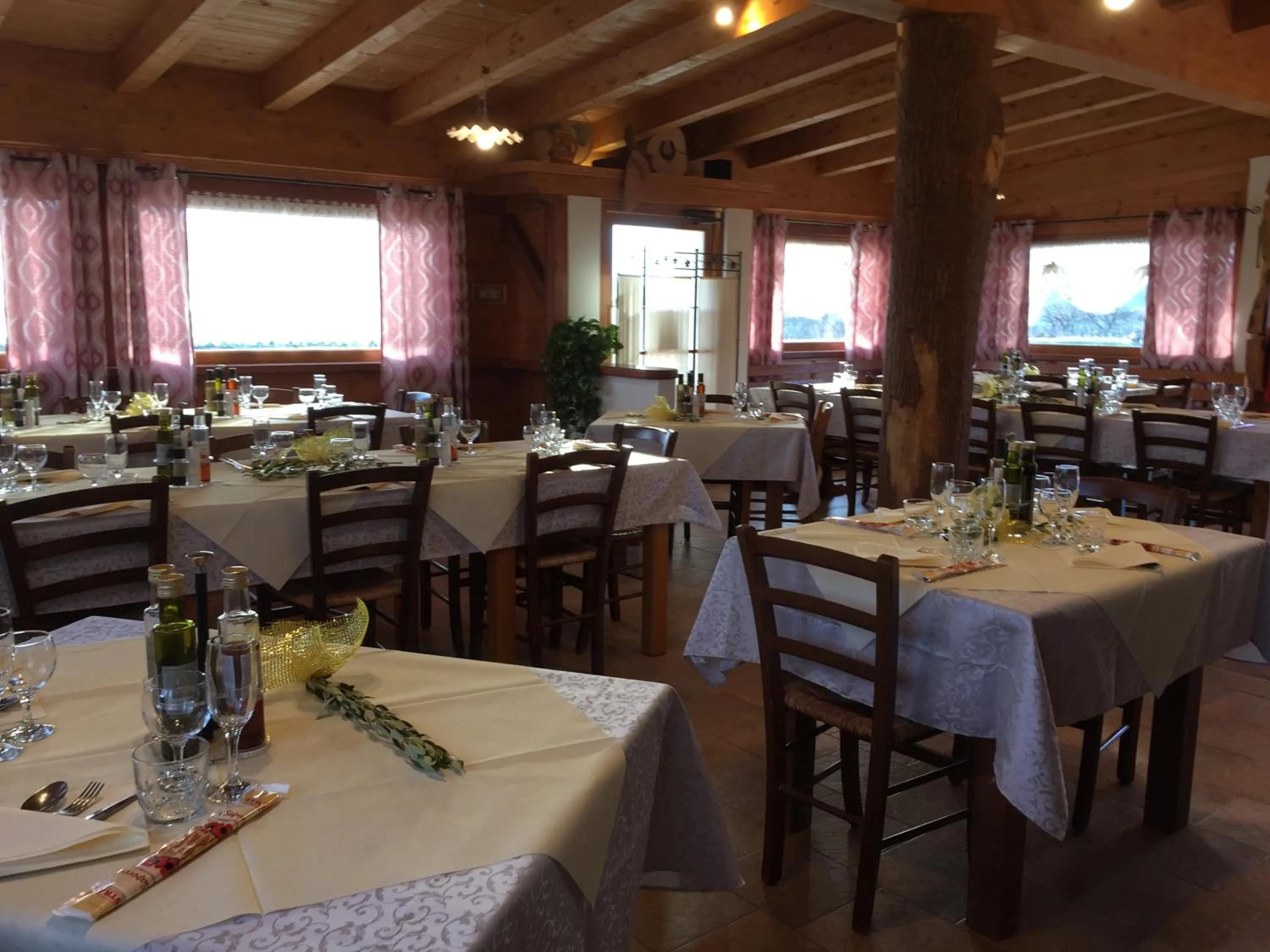 Restaurant/places to eat in La Fontanella