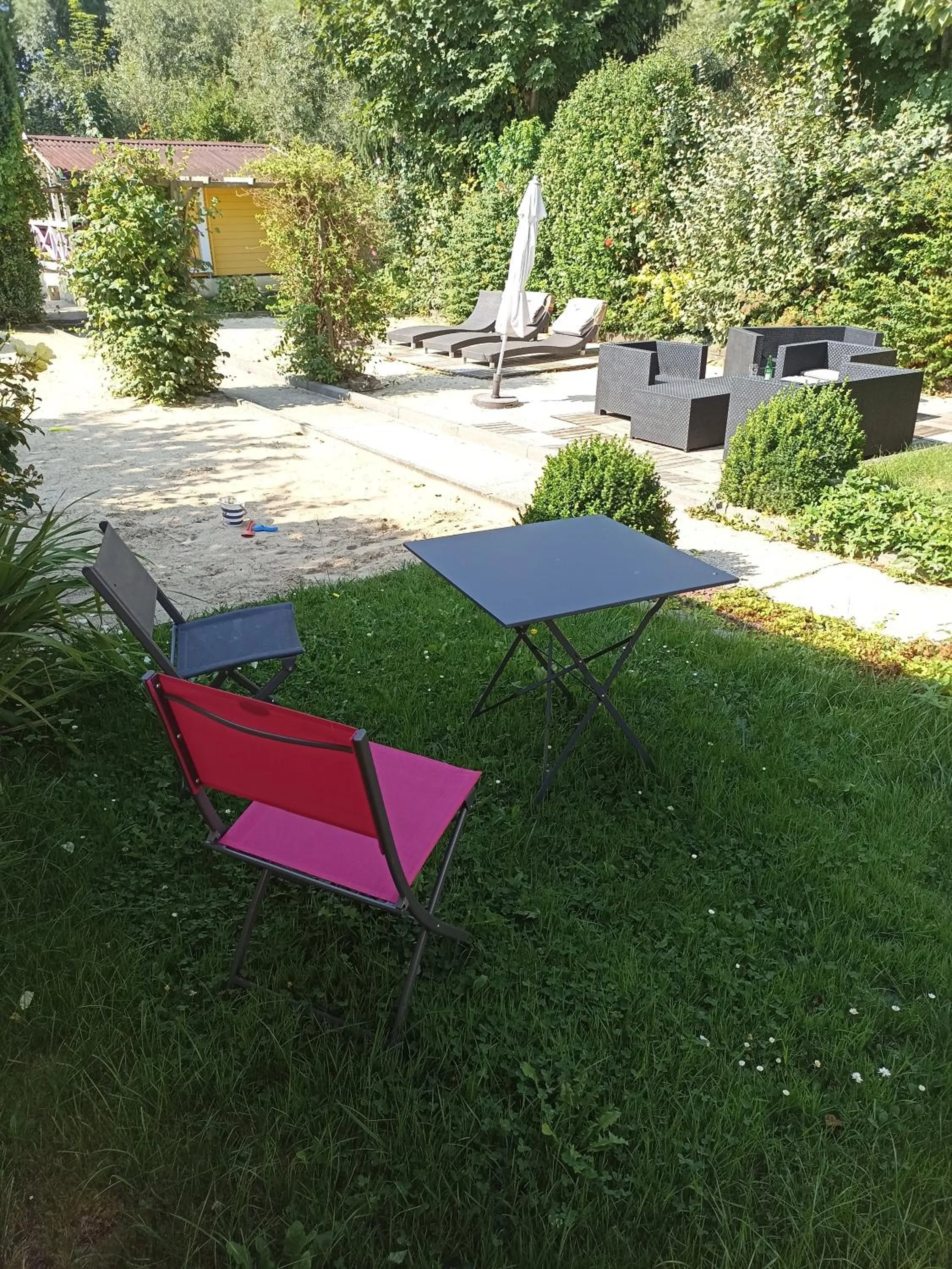 Garden in Le Clos Robinson