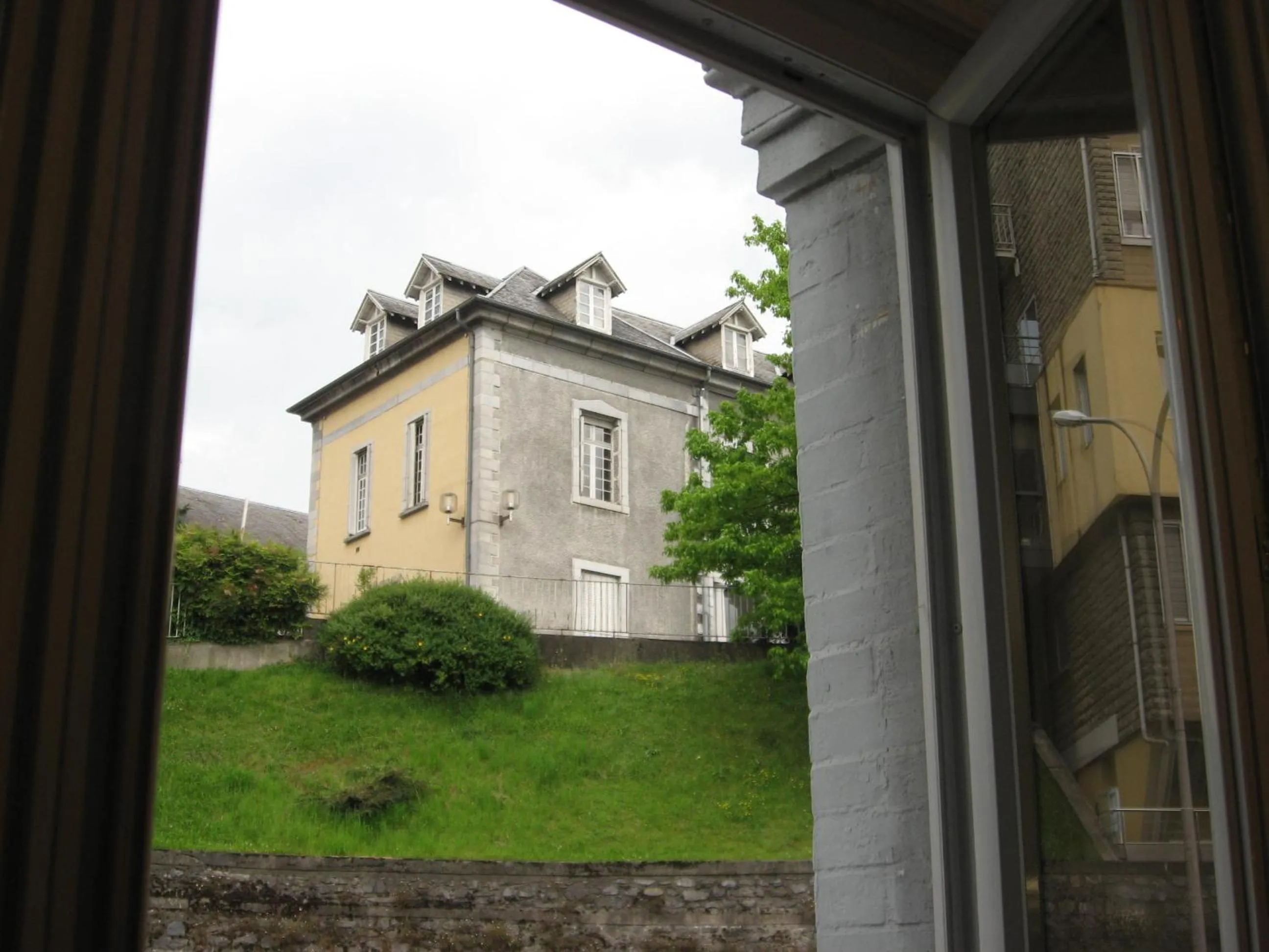 Nearby landmark in Hôtel Acropolis - Lourdes