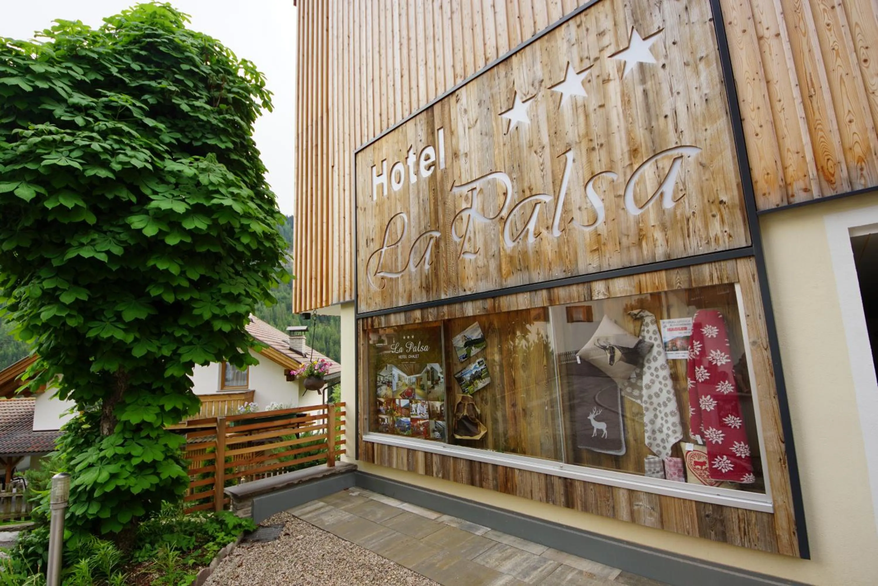 Property building in La Palsa