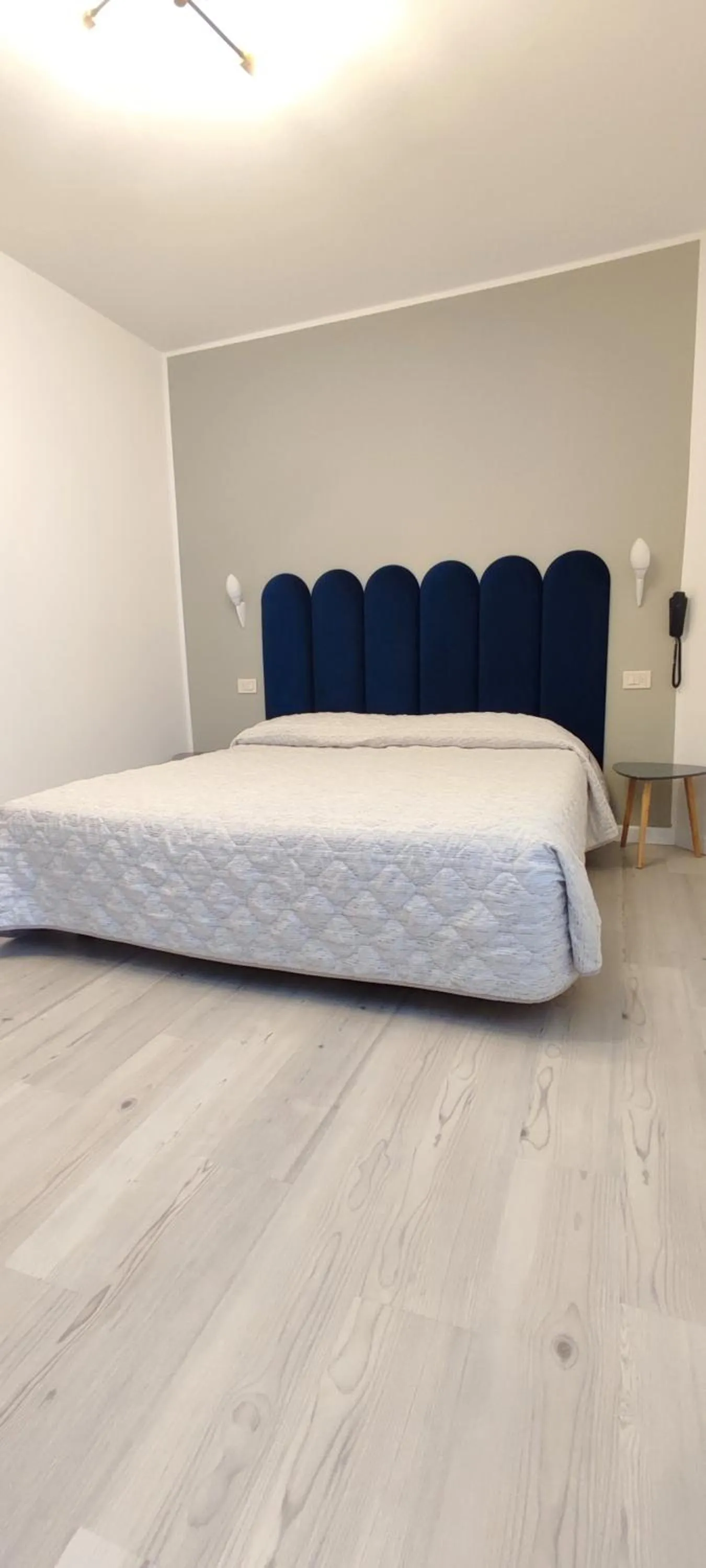 Bed in Hotel Everest Arco