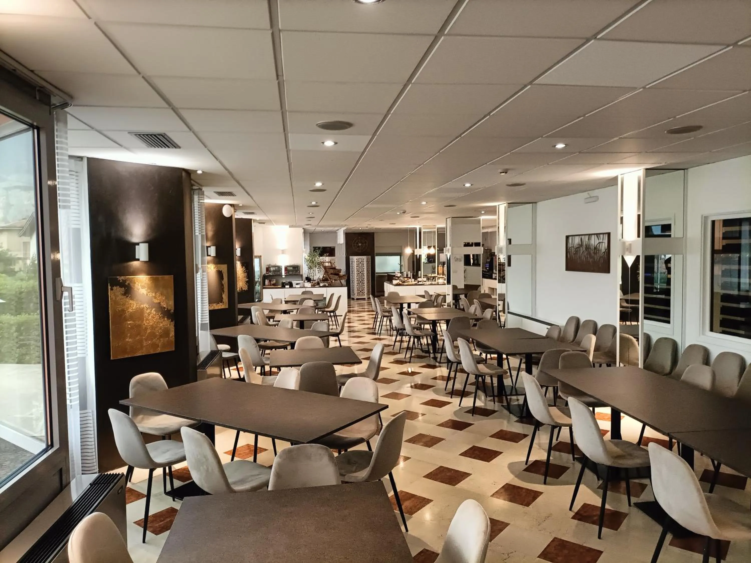 Restaurant/places to eat in Hotel Everest Arco