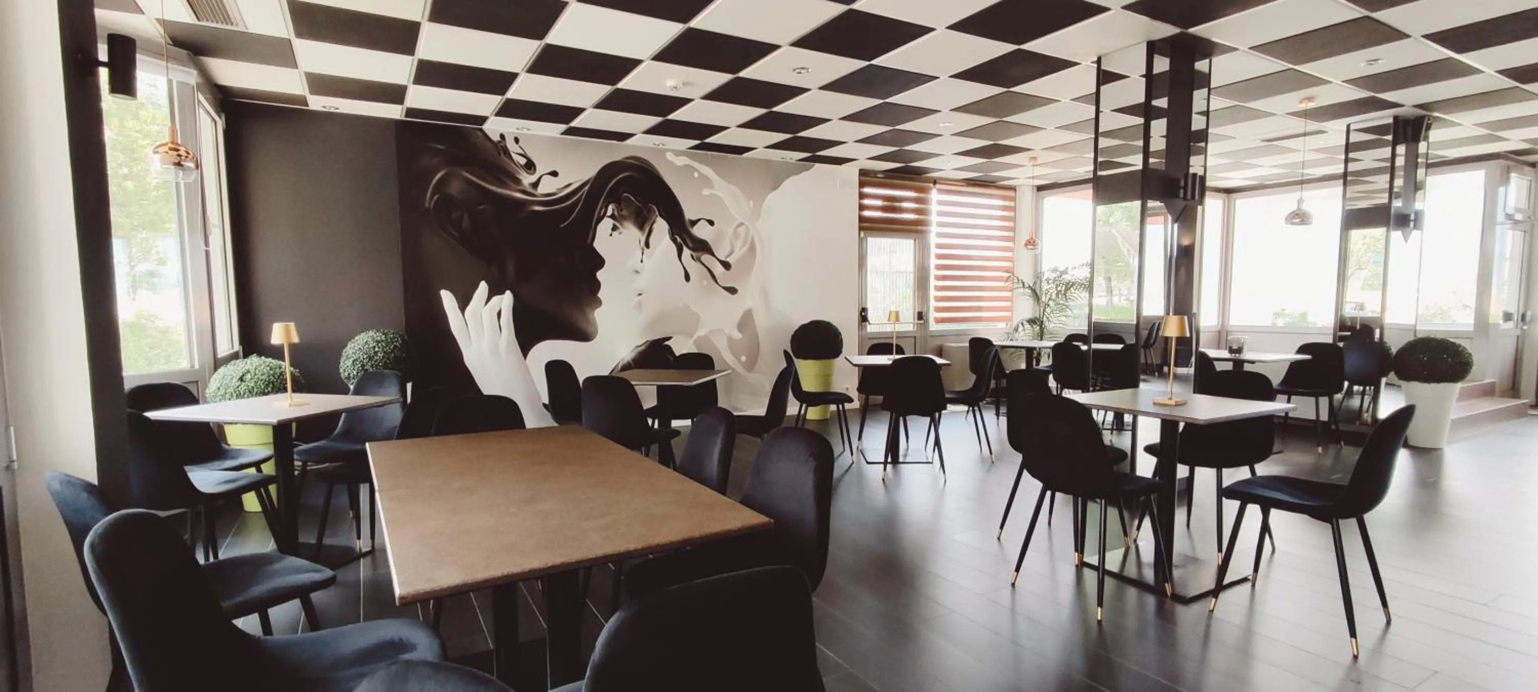 Lounge or bar in Hotel Everest Arco