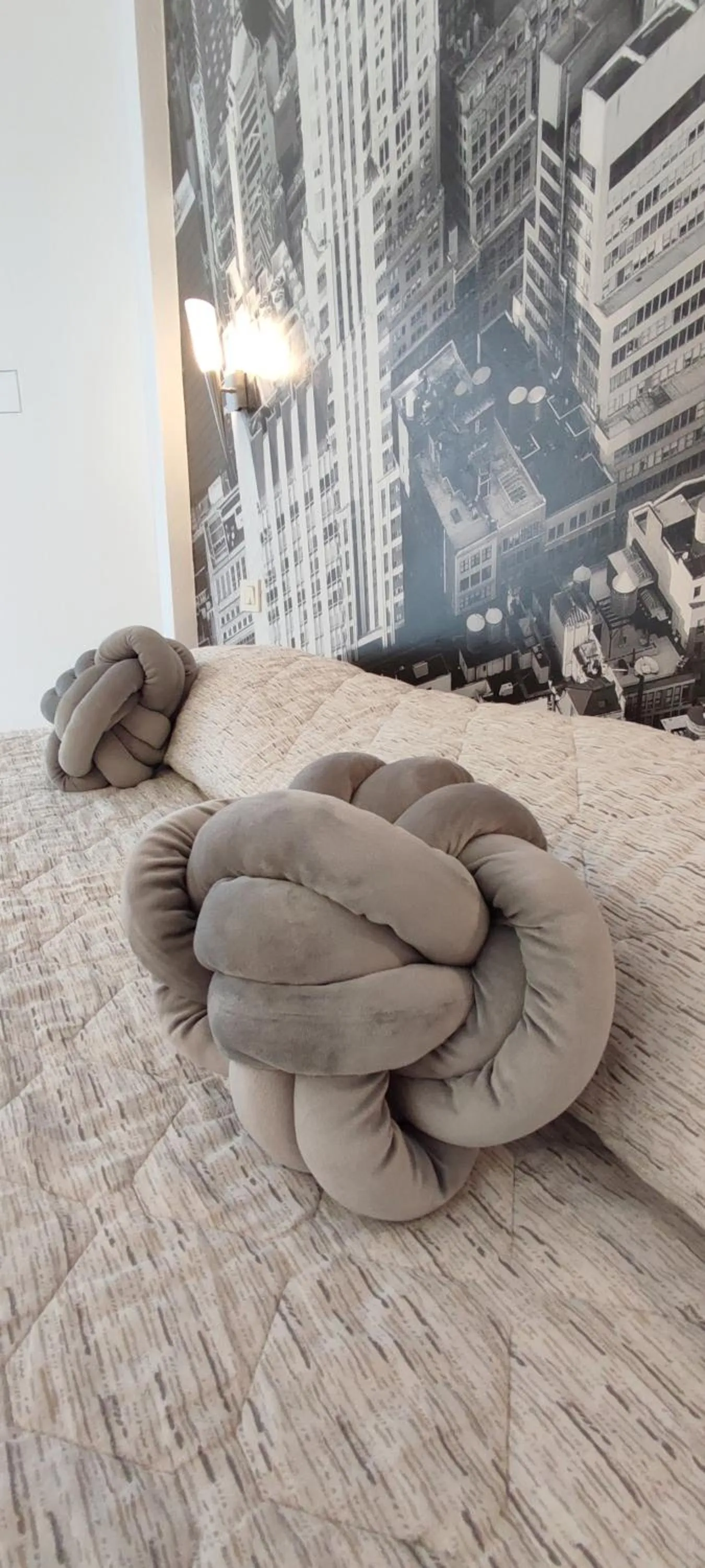 Bed in Hotel Everest Arco