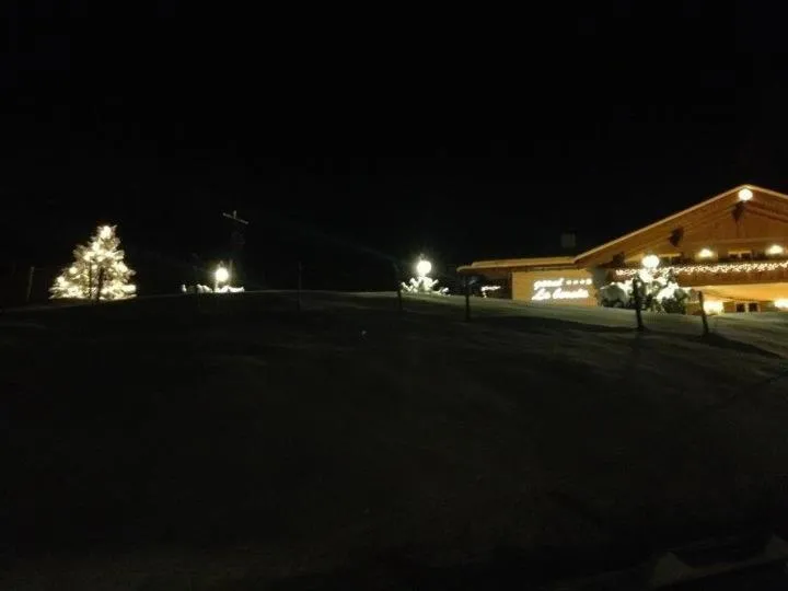 Property building in Garni la Bercia