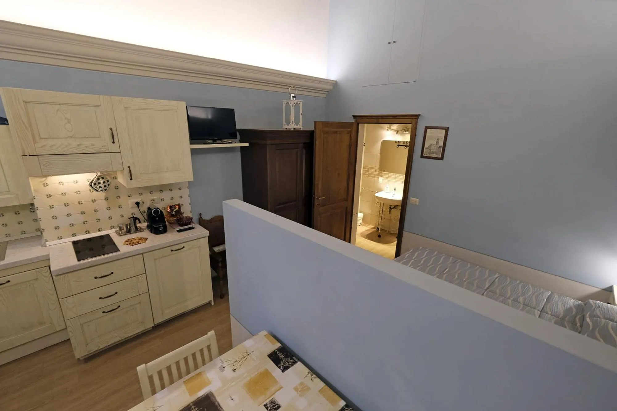 Bathroom in ROSSELLINO®