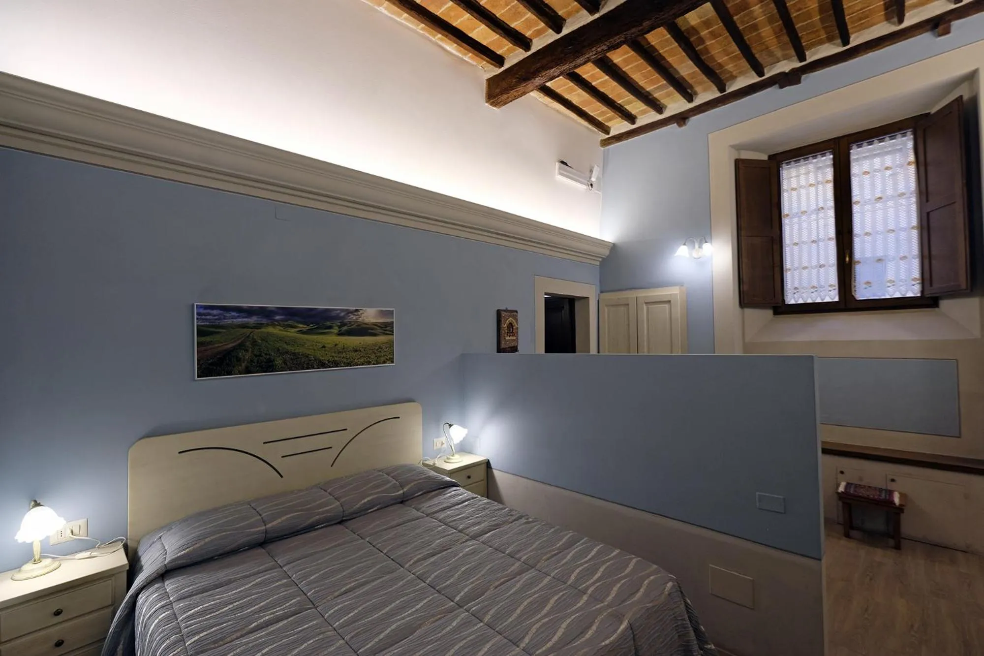 Bedroom, Bed in ROSSELLINO®