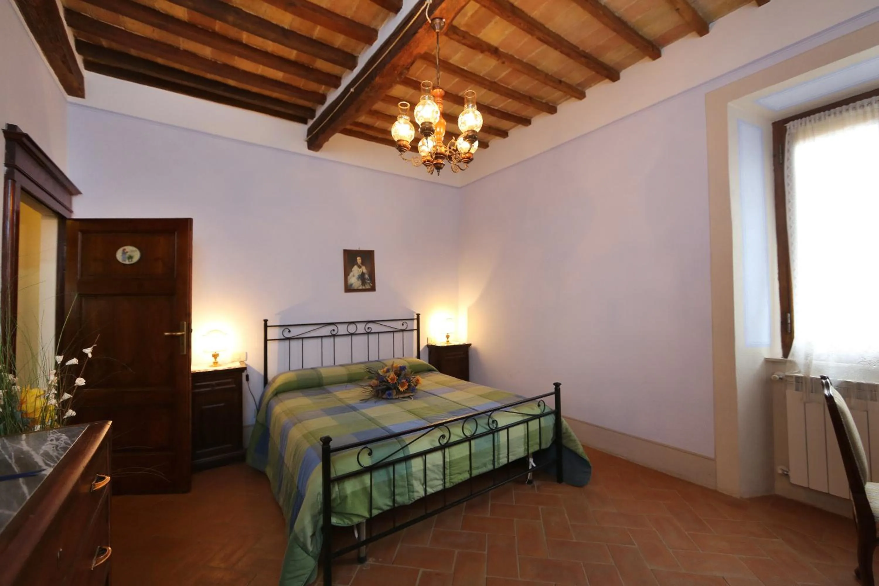 Bedroom, Bed in ROSSELLINO®