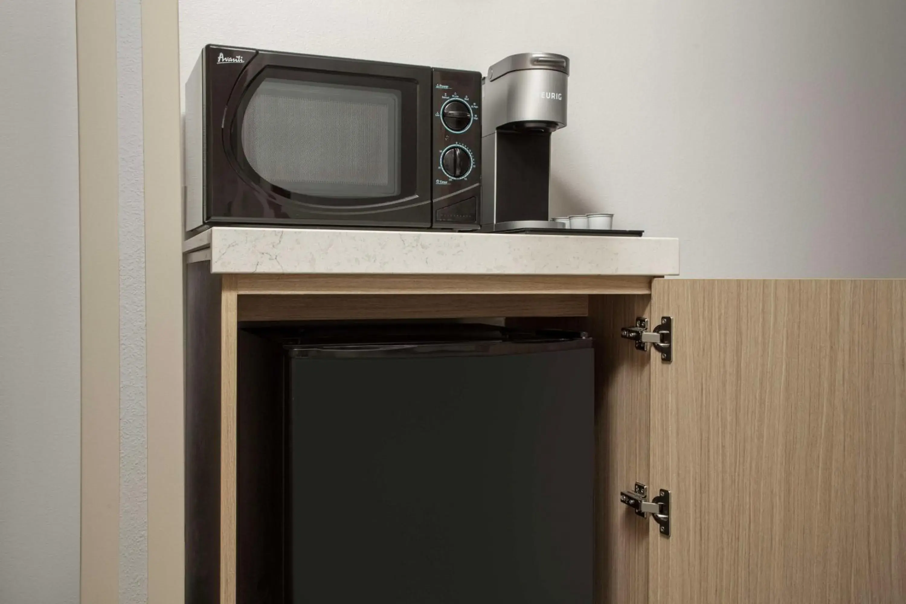 King Room with Bath Tub - Mobility/Hearing Access in Hilton Garden Inn Fredericksburg King Room with Bath Tub - Mobility/Hearing Access in Hilton Garden Inn Fredericksburg