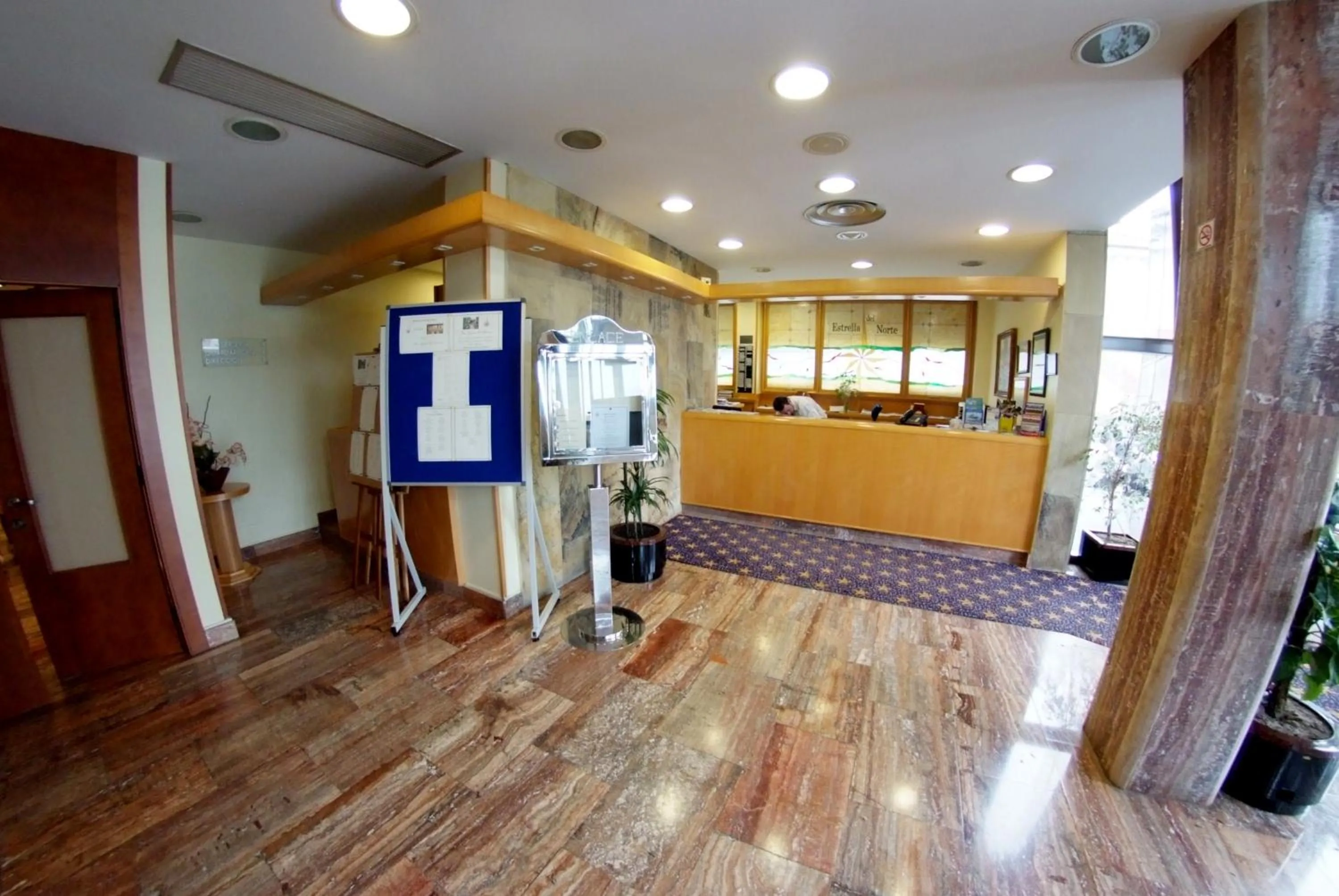 Lobby or reception in Hotel Estrella Norte
