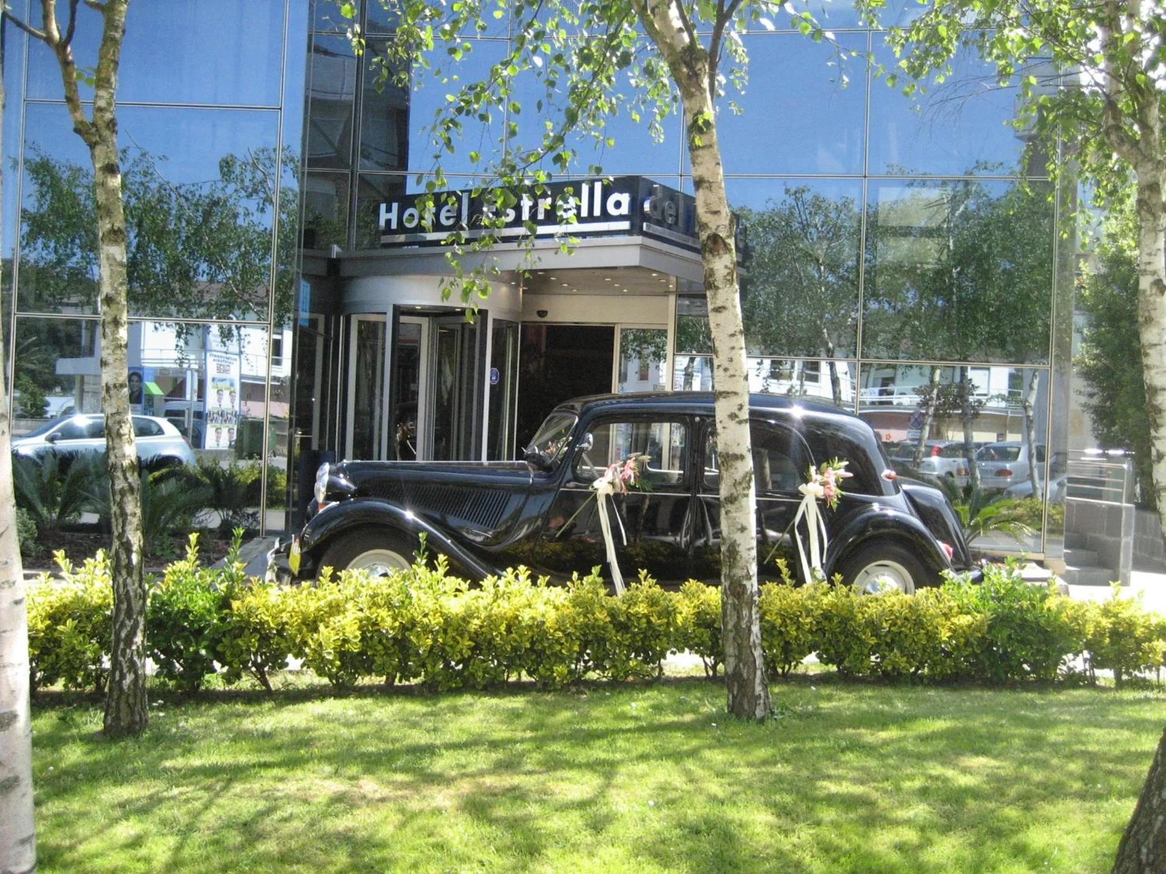 Facade/entrance in Hotel Estrella Norte