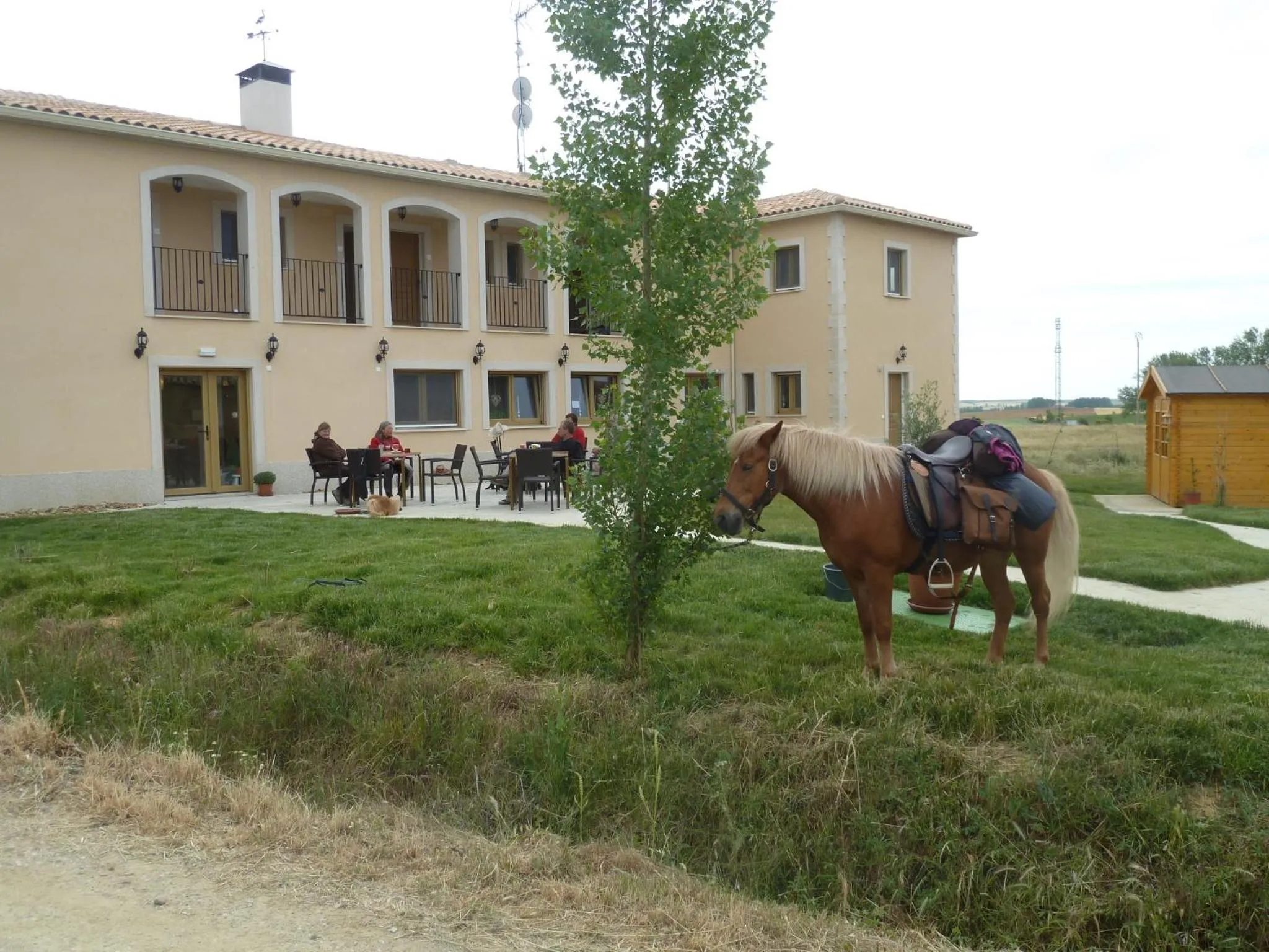 Facade/entrance in Hostal Moratinos