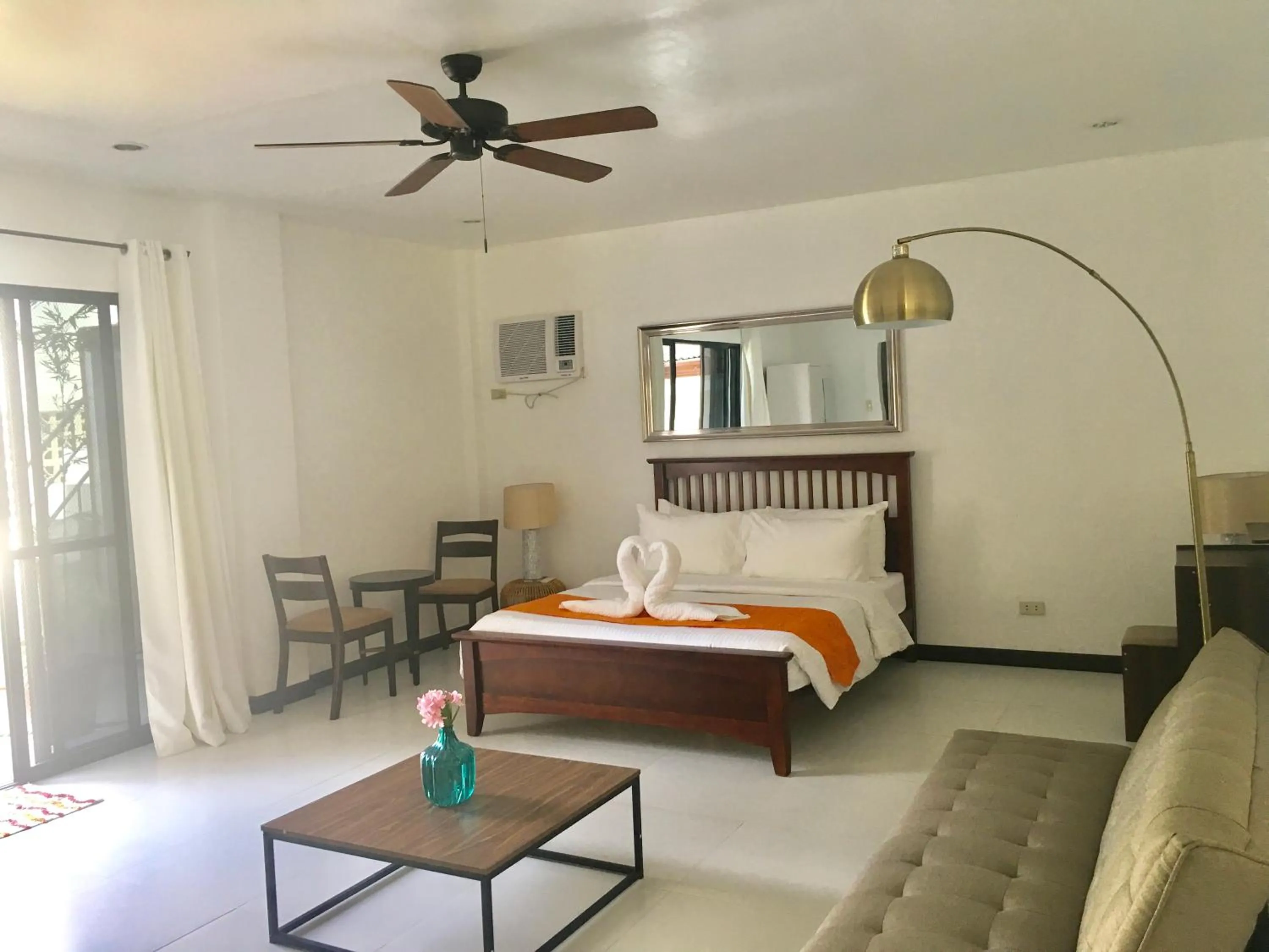 Bed in 1888 Beach Resort