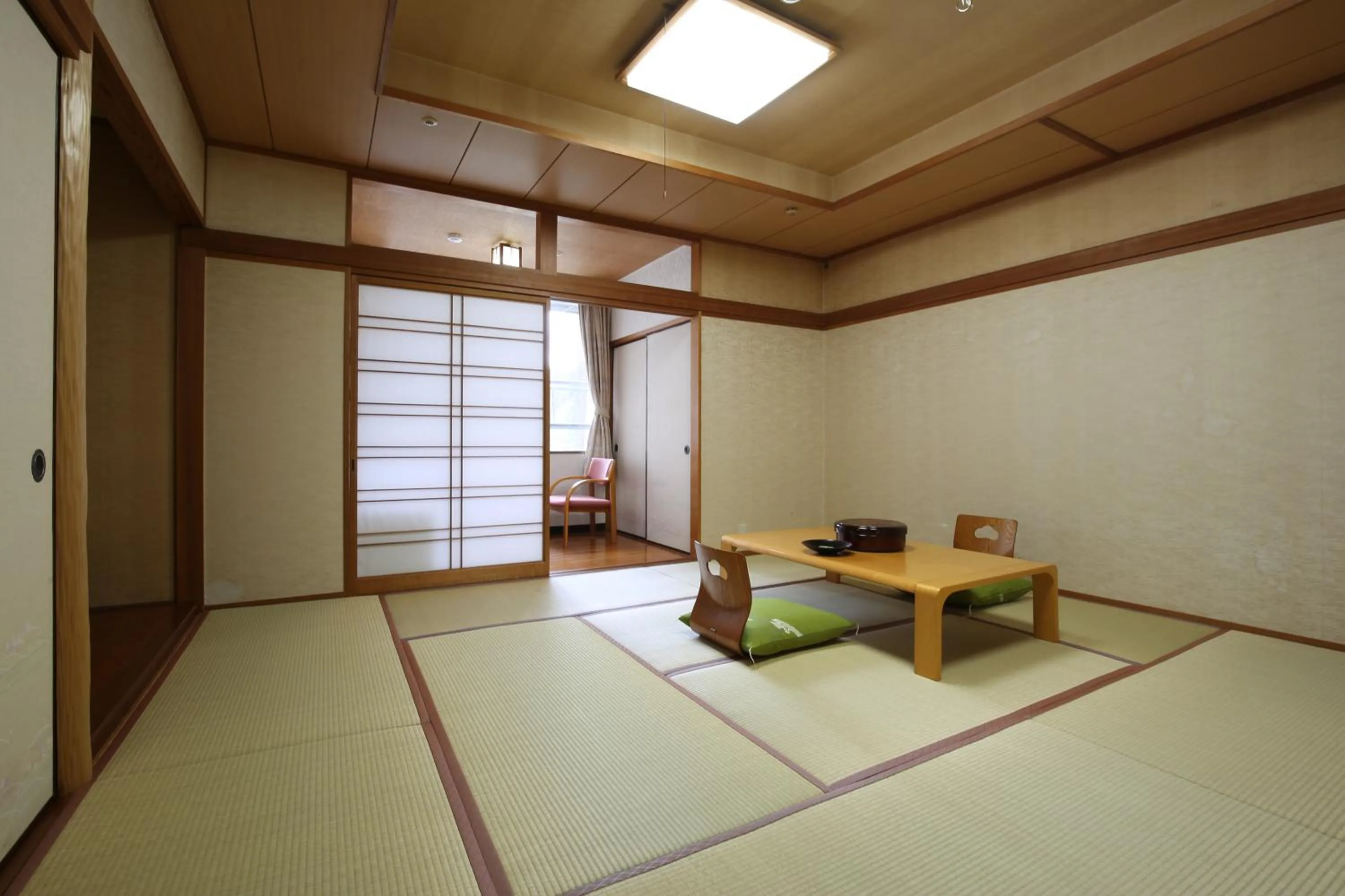 Photo of the whole room in Blancart Misasa