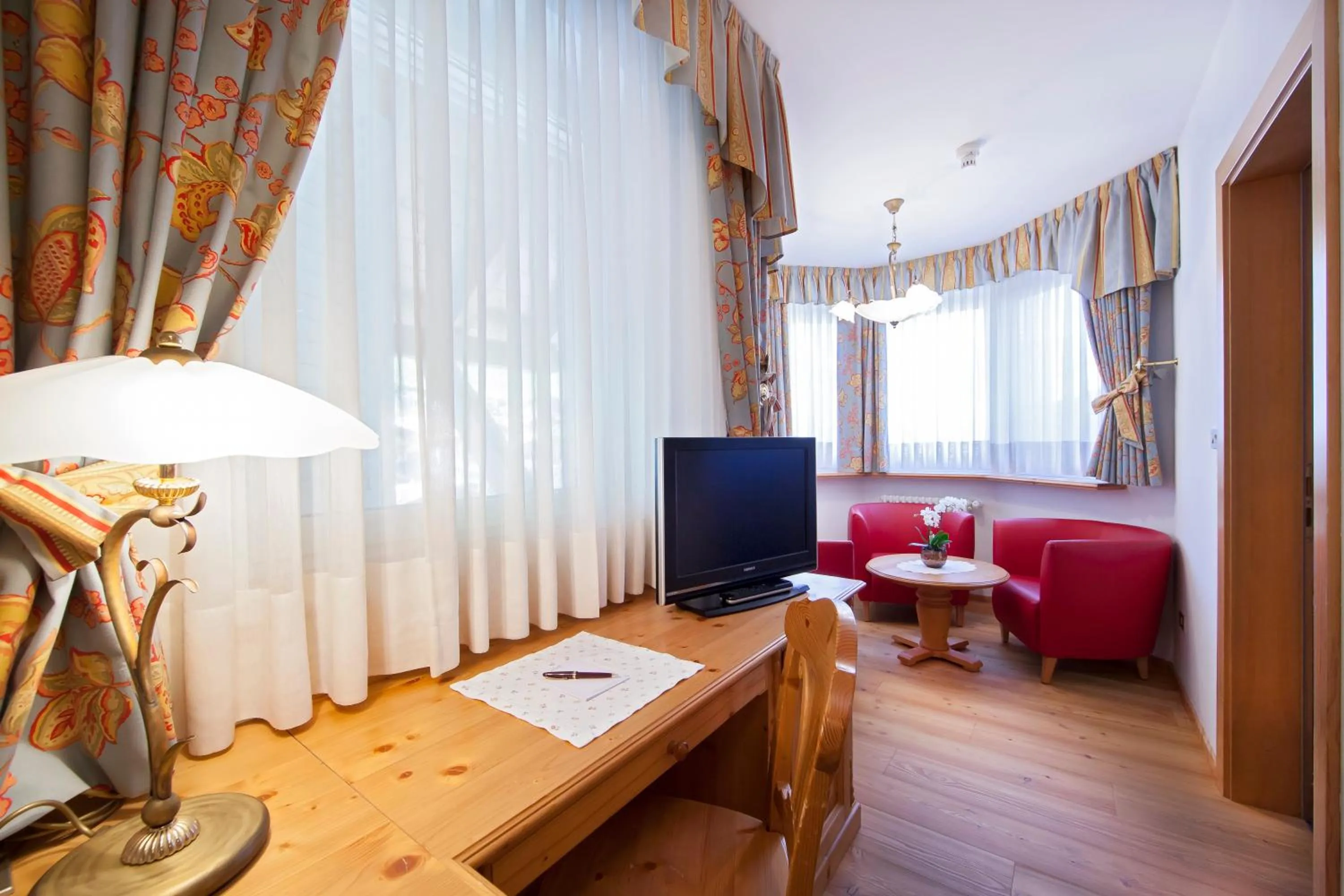 Day in Hotel Corona Krone