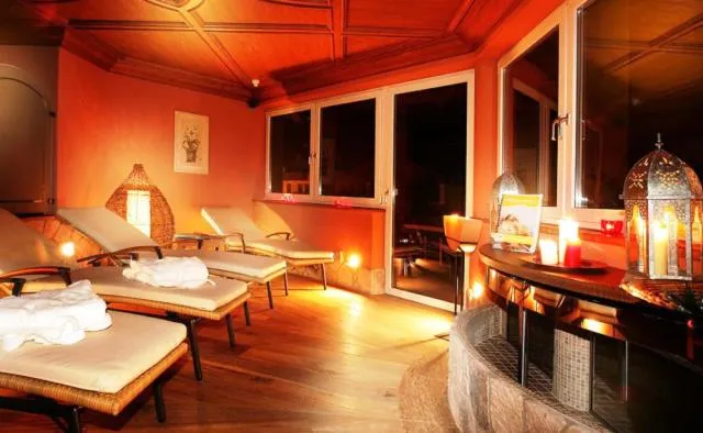 Spa and wellness centre/facilities, Bed in Hotel Corona Krone