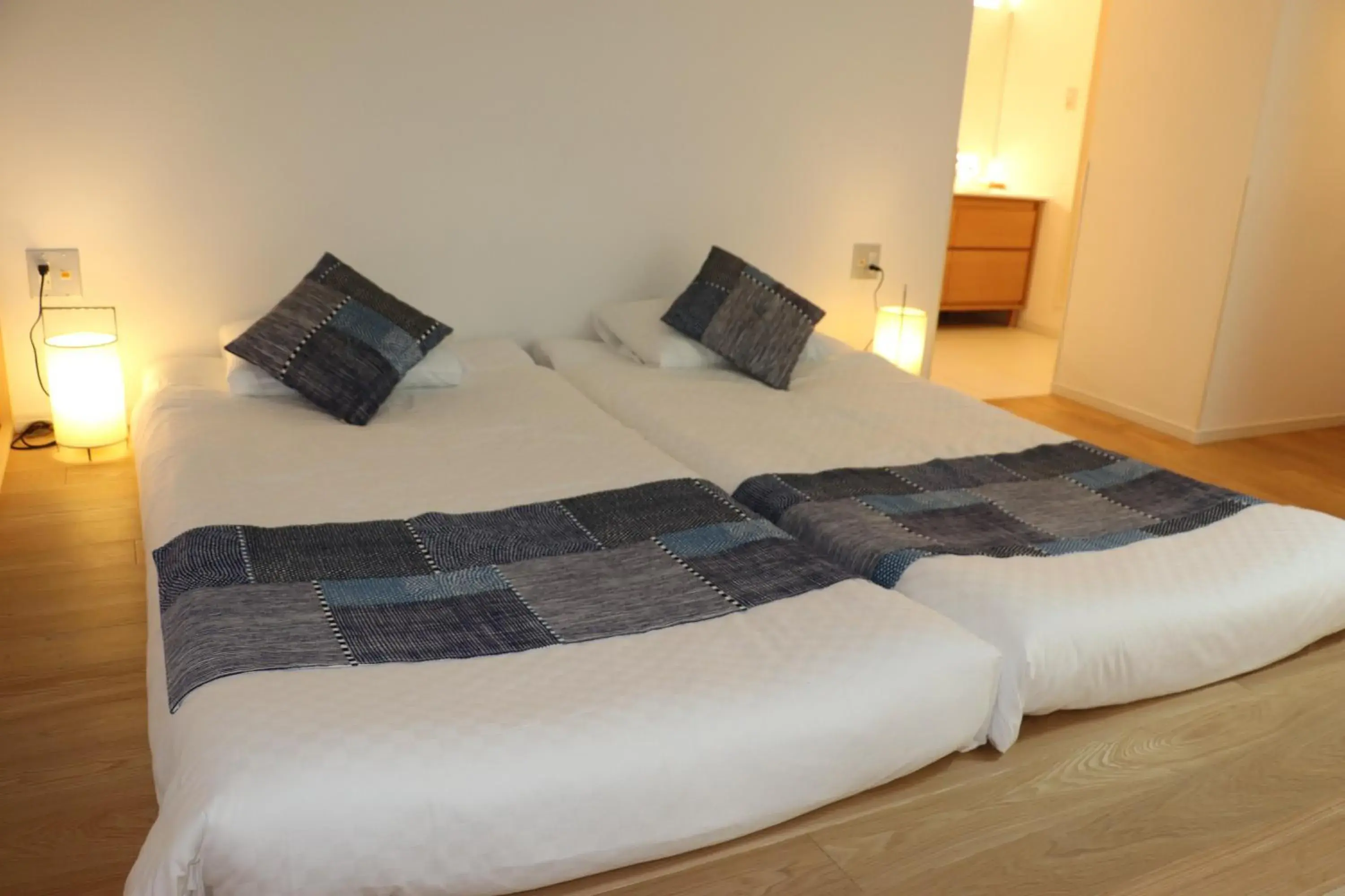 Large Twin Room in Auberge AZABU Large Twin Room in Auberge AZABU