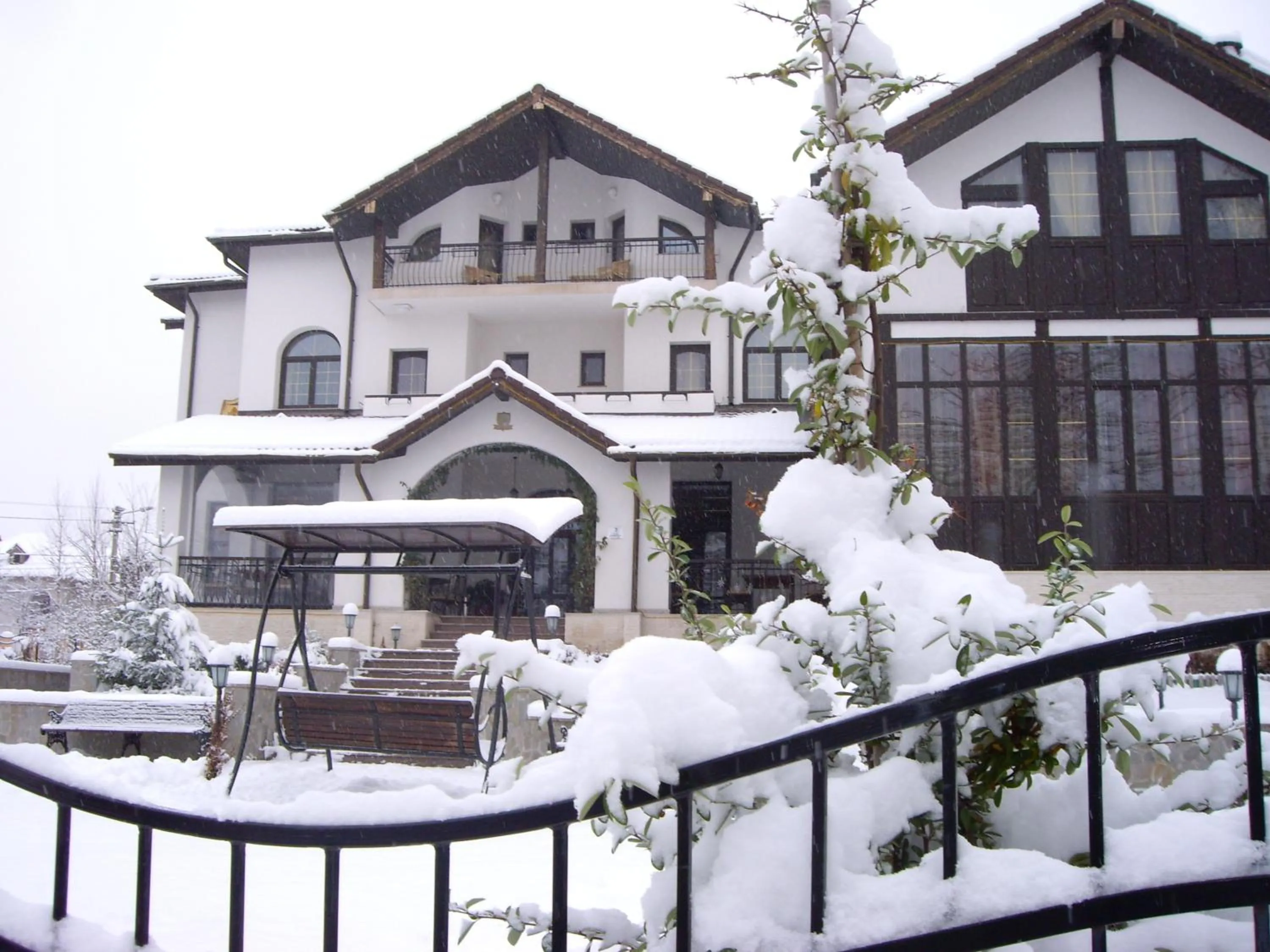 Property building in Casa Domneasca