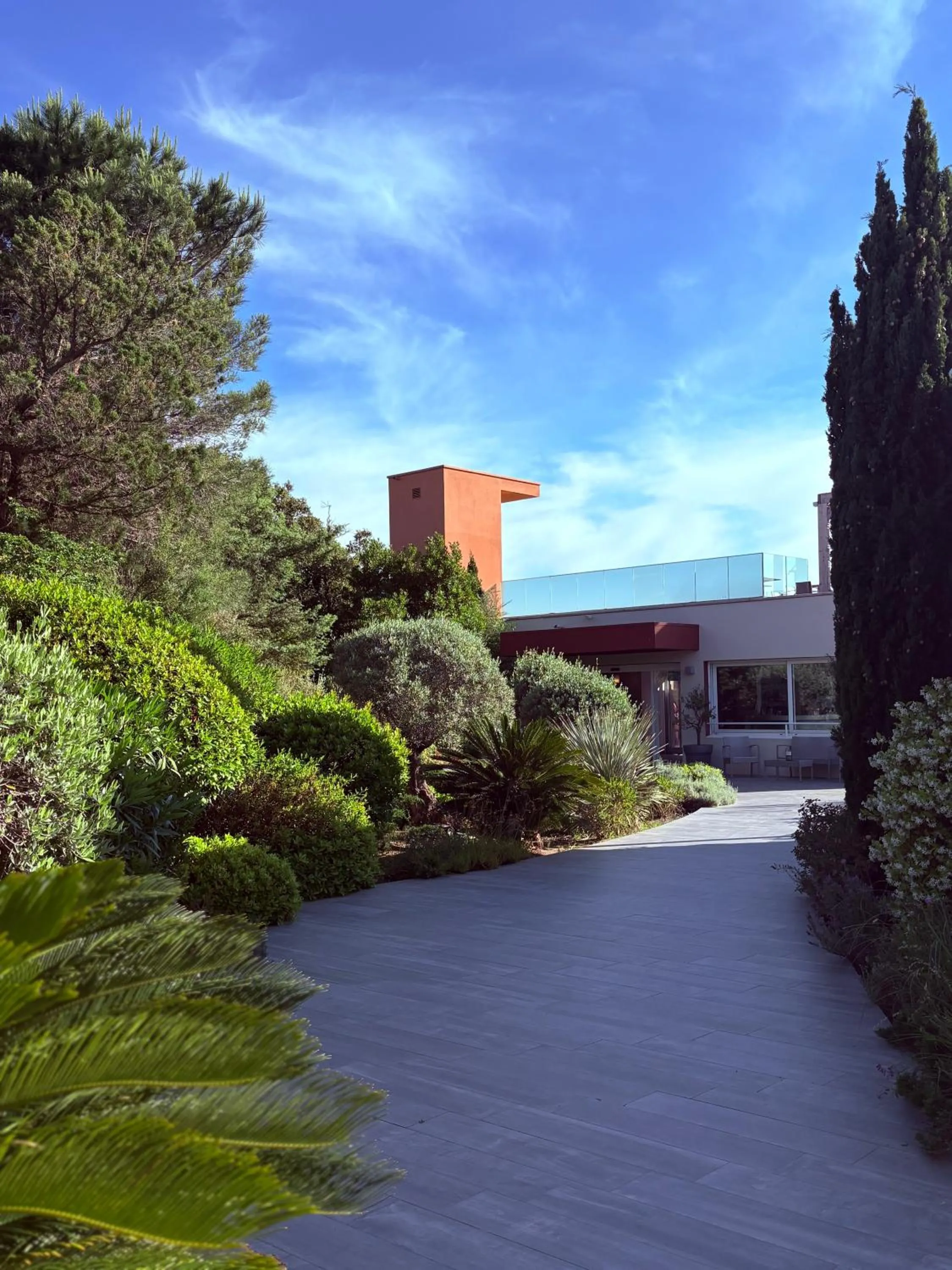 Property building in Hotel Carre Noir