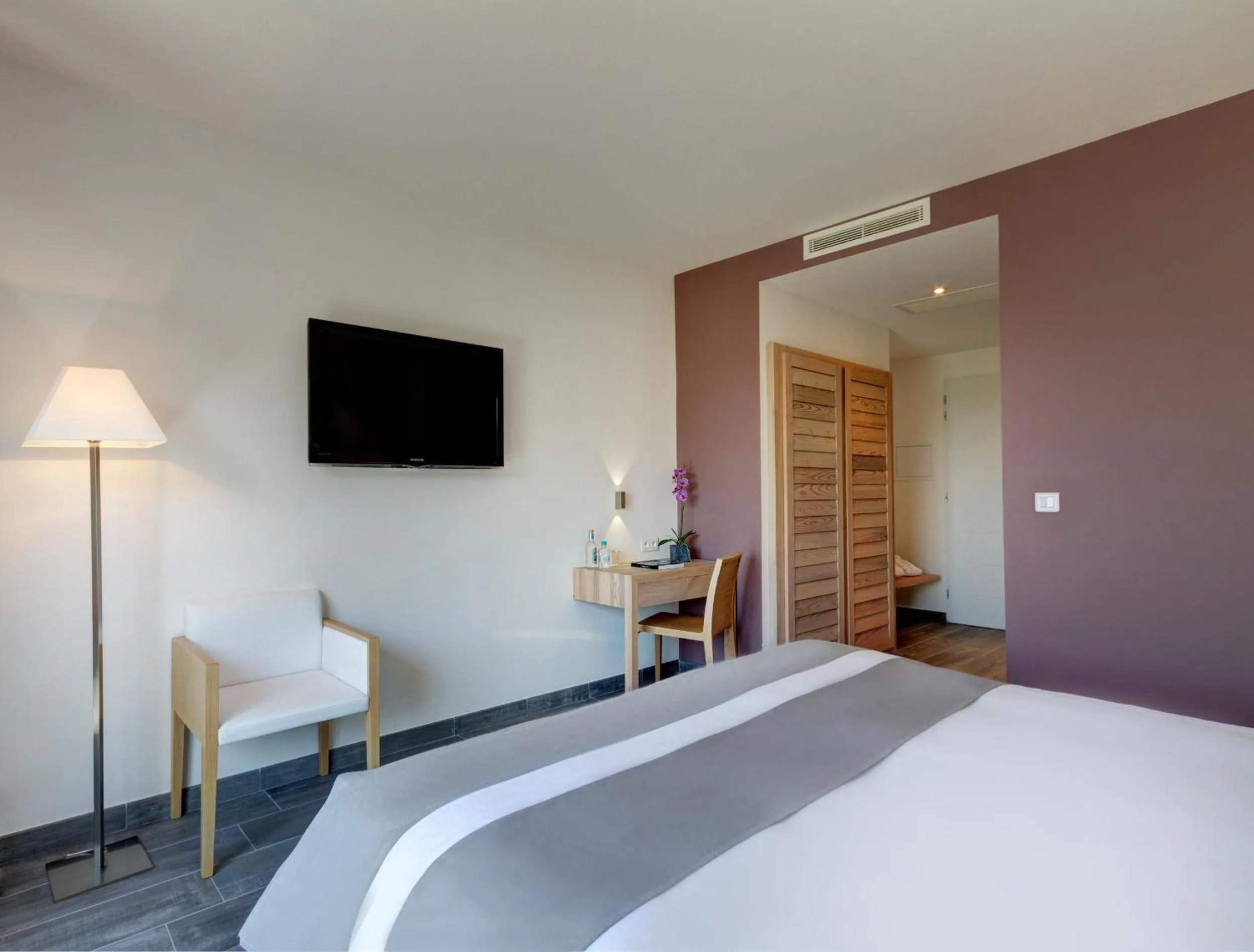 Bed in Hotel Carre Noir