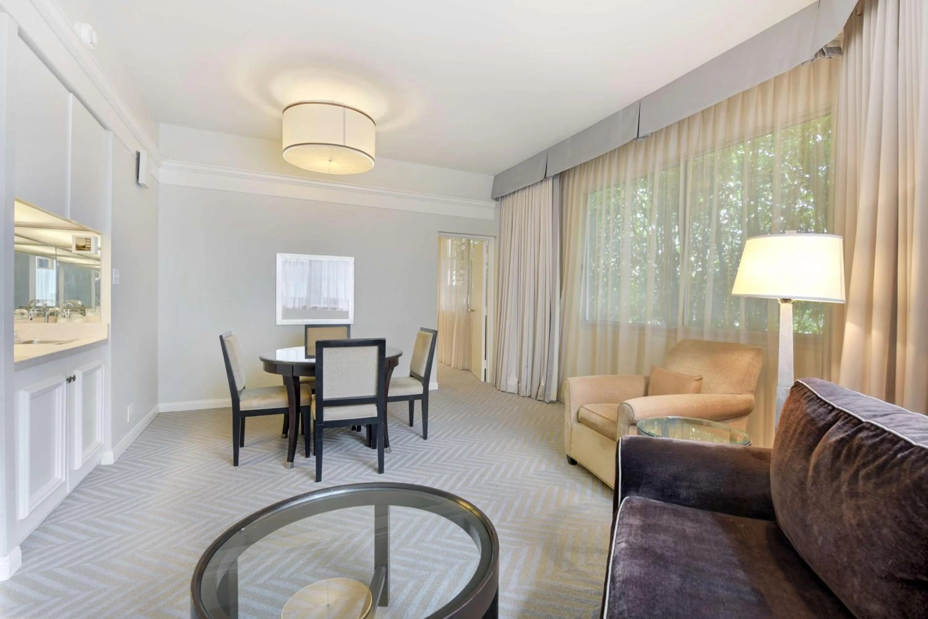 Standard King Room in The Beverly Hilton