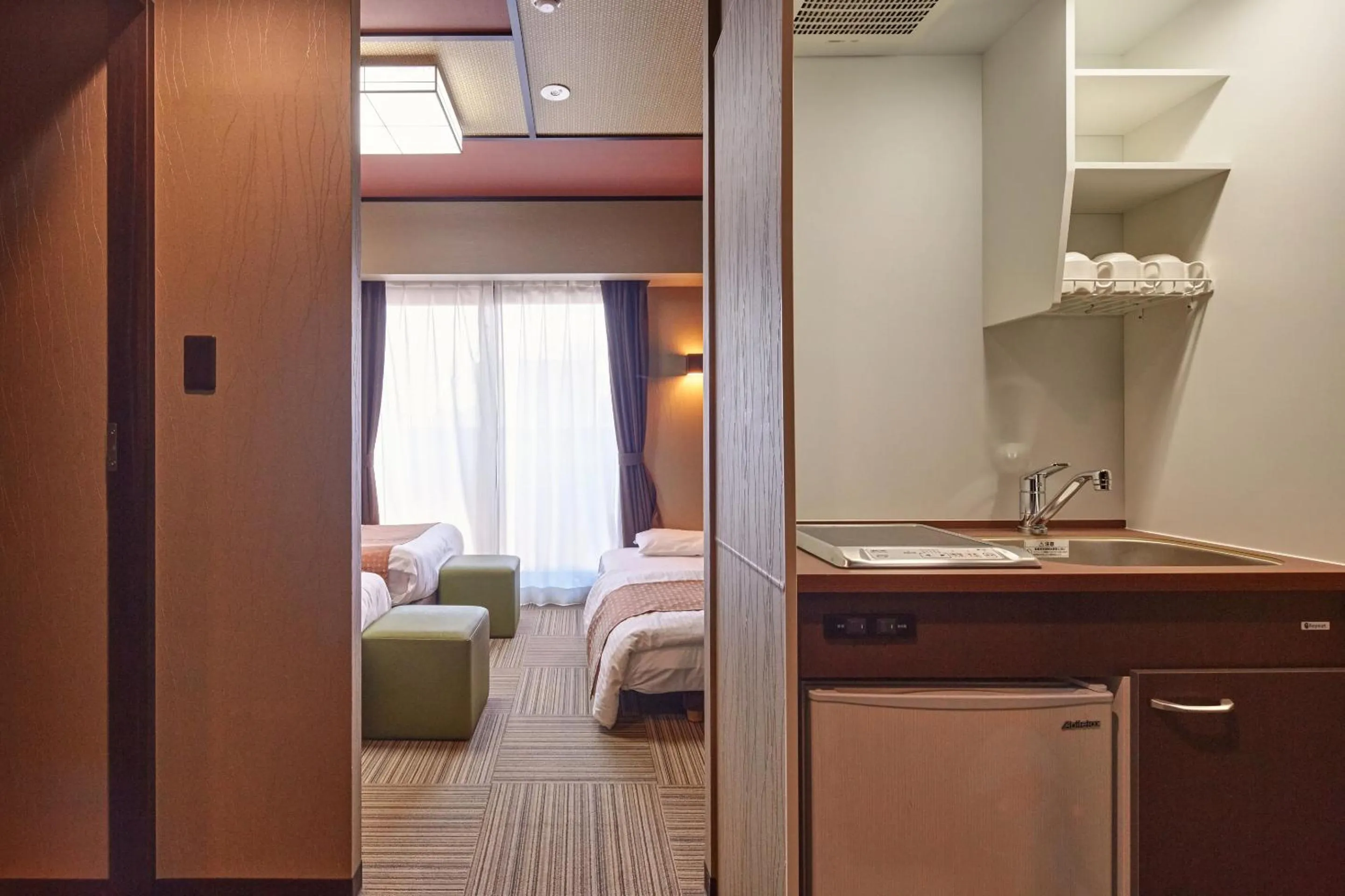 Kitchen or kitchenette, Bed in Hotel Amaterrace Nippombashi-higashi