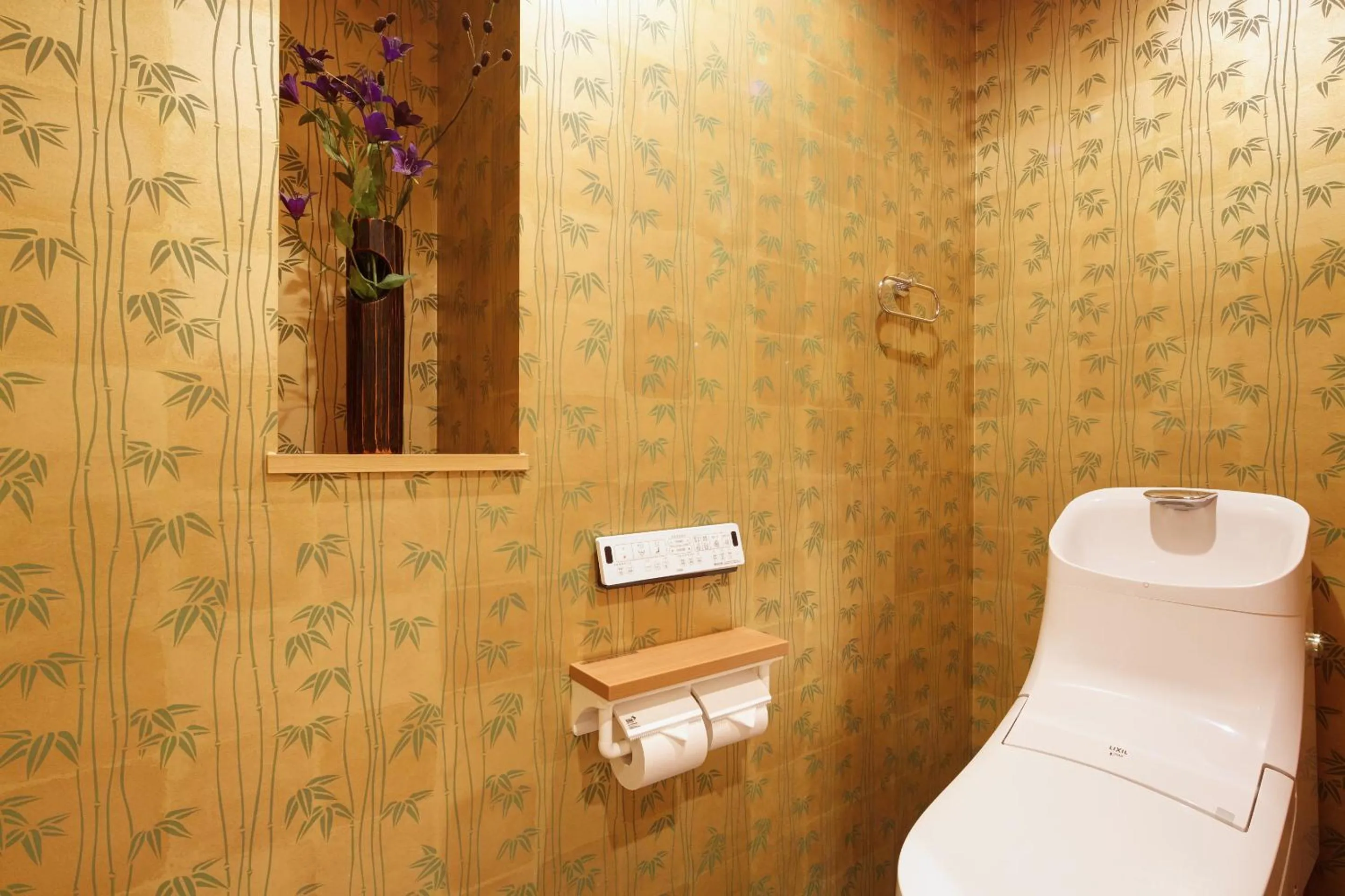 Toilet in Hotel Amaterrace Nippombashi-higashi