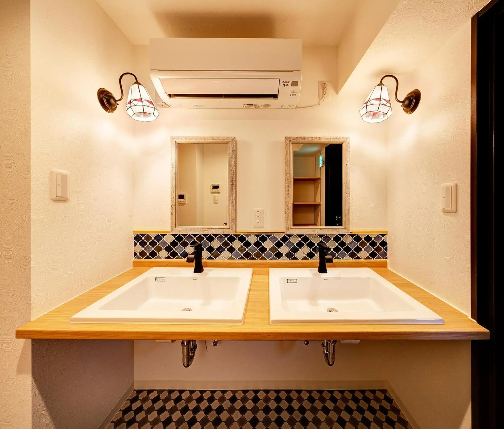 Family Room with Karaoke - single occupancy in Hotel Sanrriott Kitahama Family Room with Karaoke - single occupancy in Hotel Sanrriott Kitahama