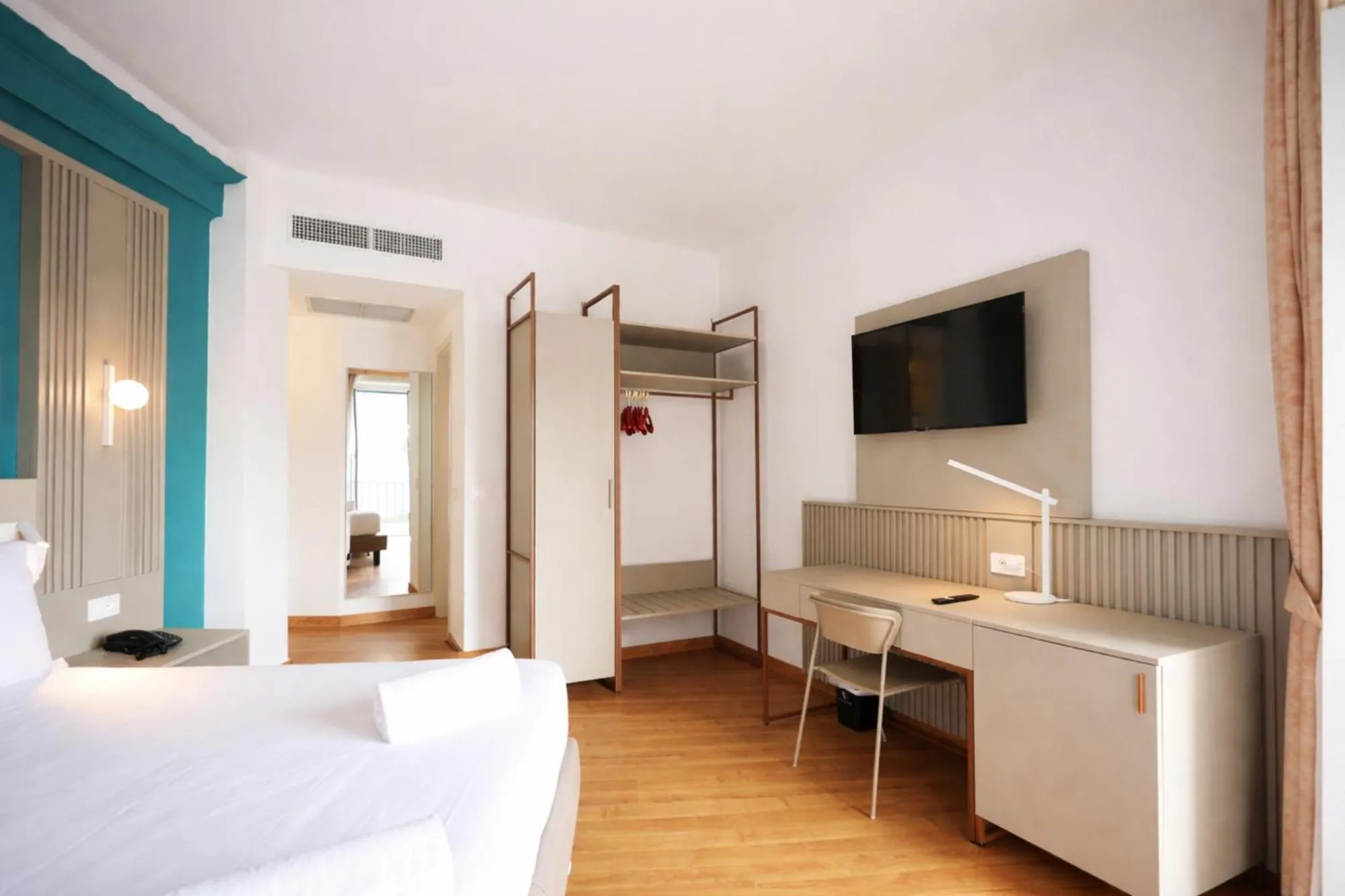 Bed in LVG Hotel Collection - Majestic