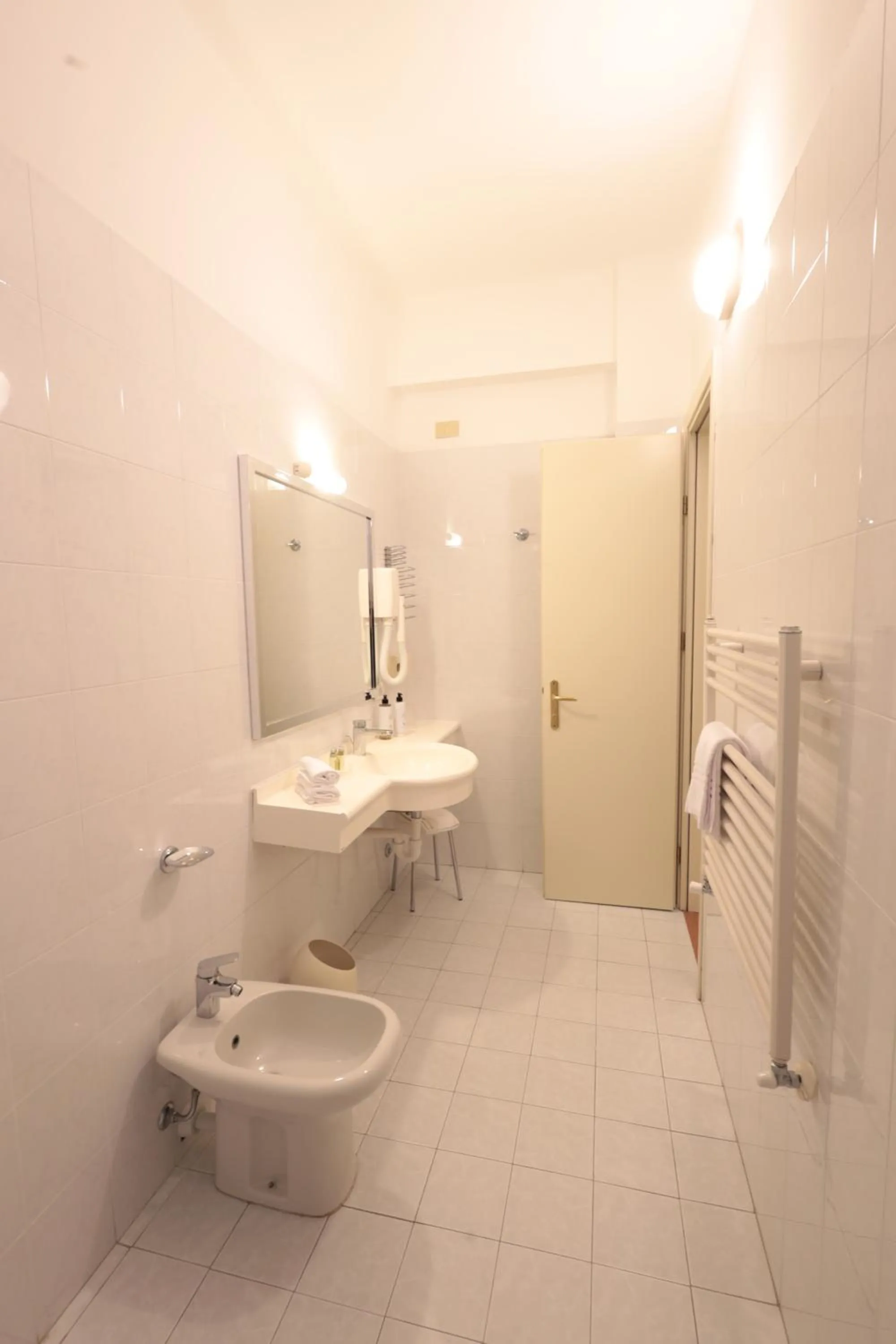 Shower in LVG Hotel Collection - Majestic