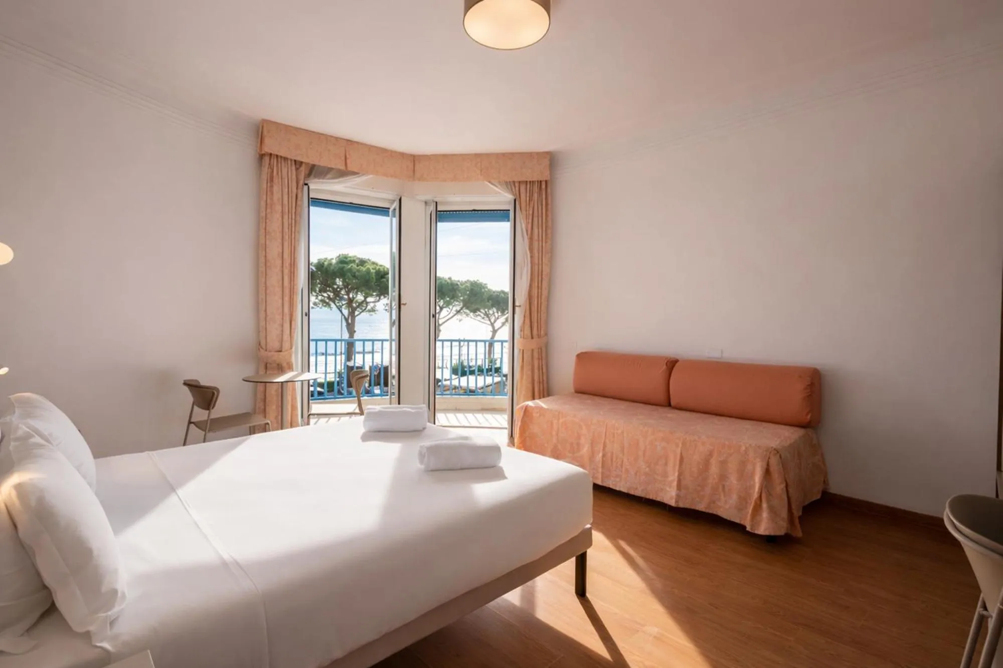 Bed in LVG Hotel Collection - Majestic