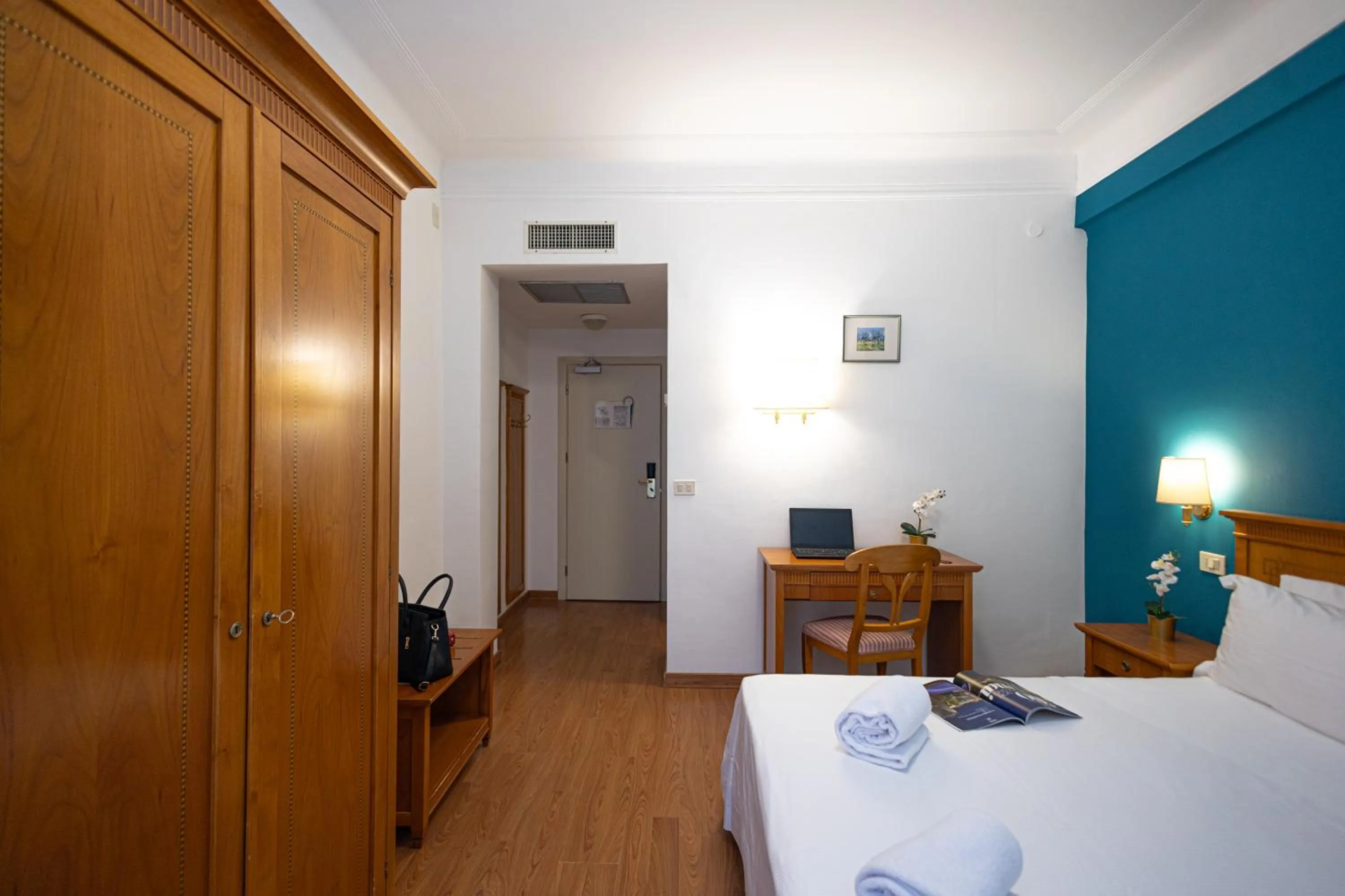 Bed in LVG Hotel Collection - Majestic