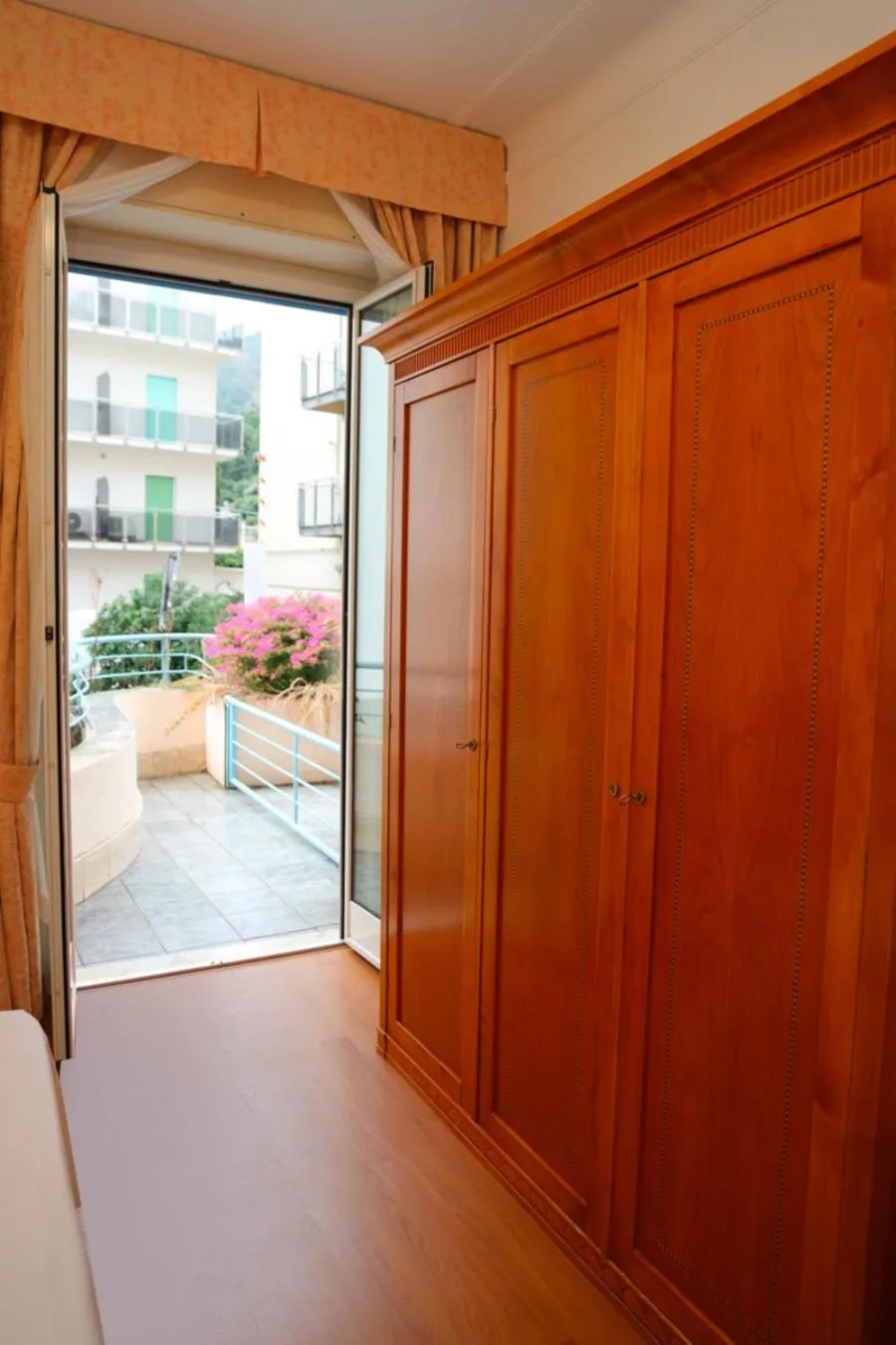 Bed in LVG Hotel Collection - Majestic