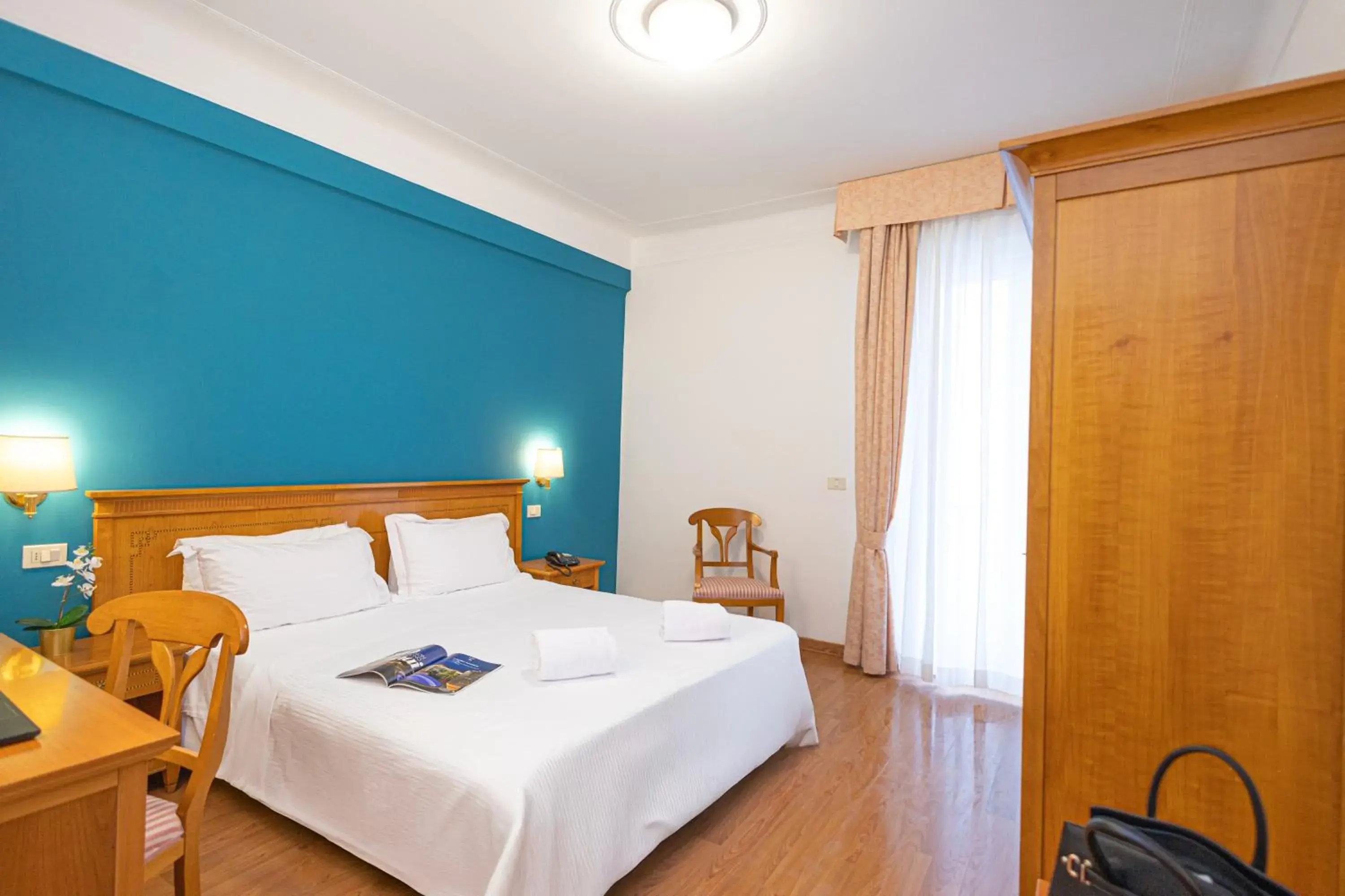 Standard Double Room in Hotel Majestic by LVG Hotel Collection Standard Double Room in Hotel Majestic by LVG Hotel Collection