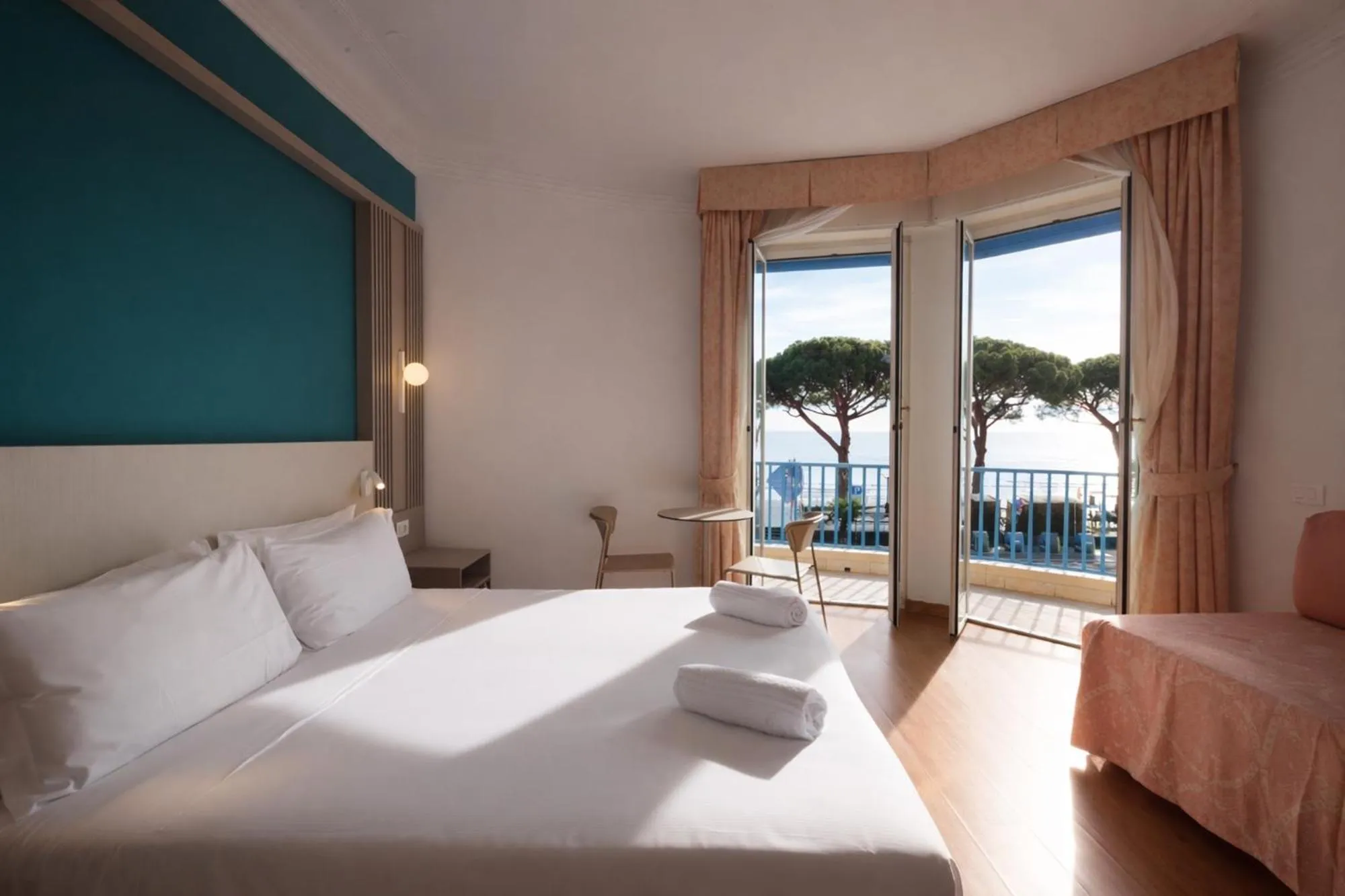 Bed in LVG Hotel Collection - Majestic