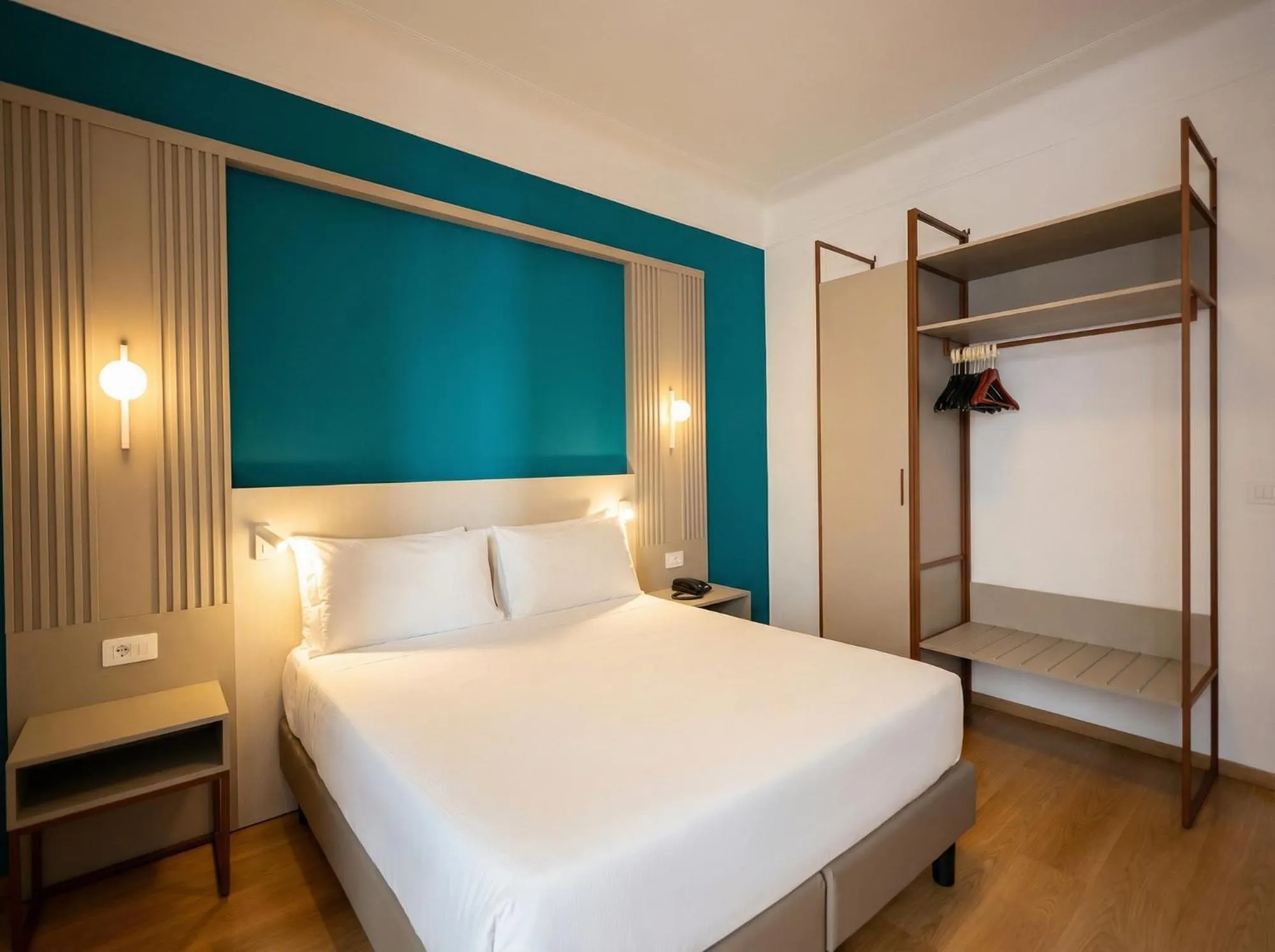 Bed in LVG Hotel Collection - Majestic