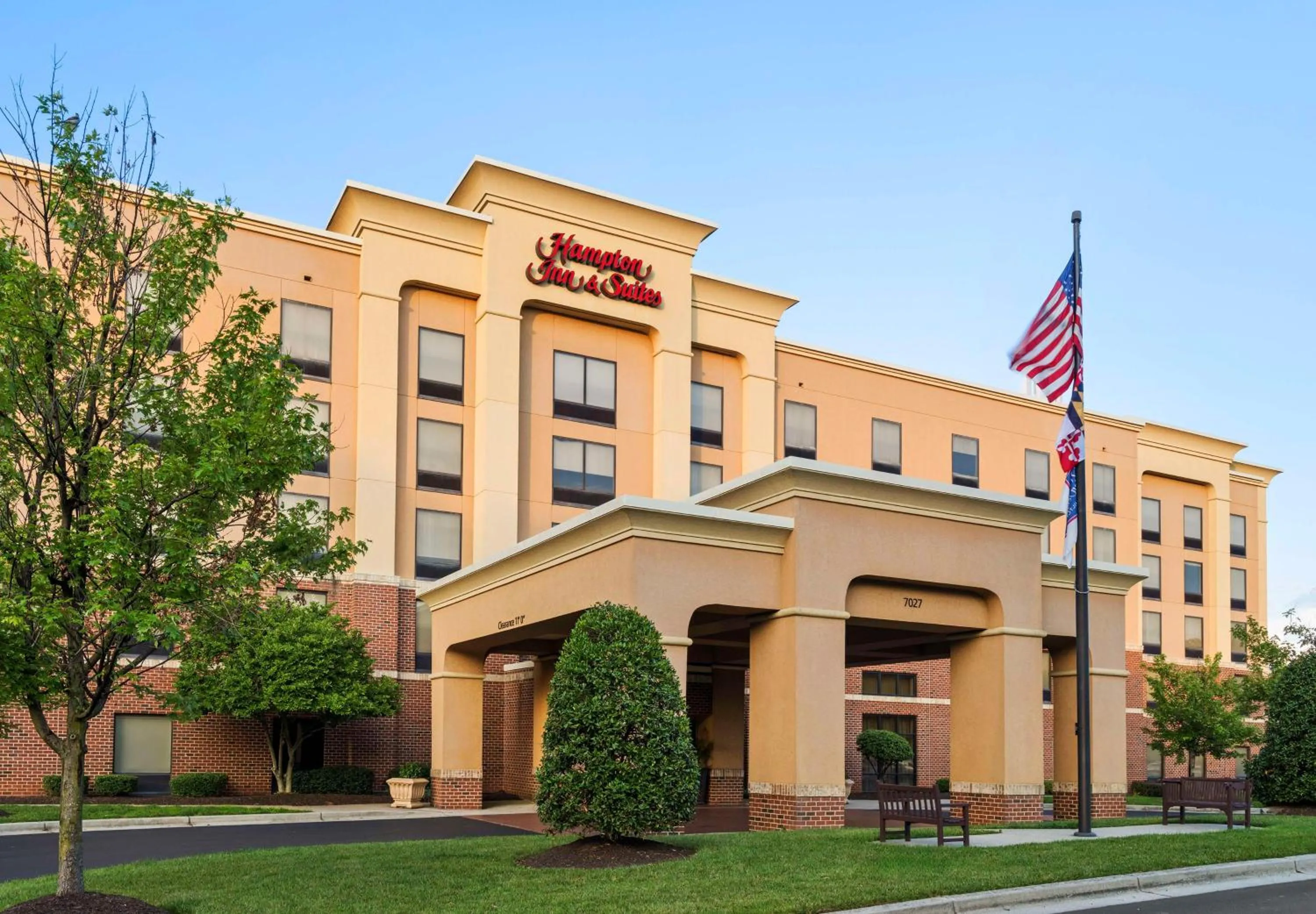 Property building in Hampton Inn & Suites Arundel Mills/Baltimore
