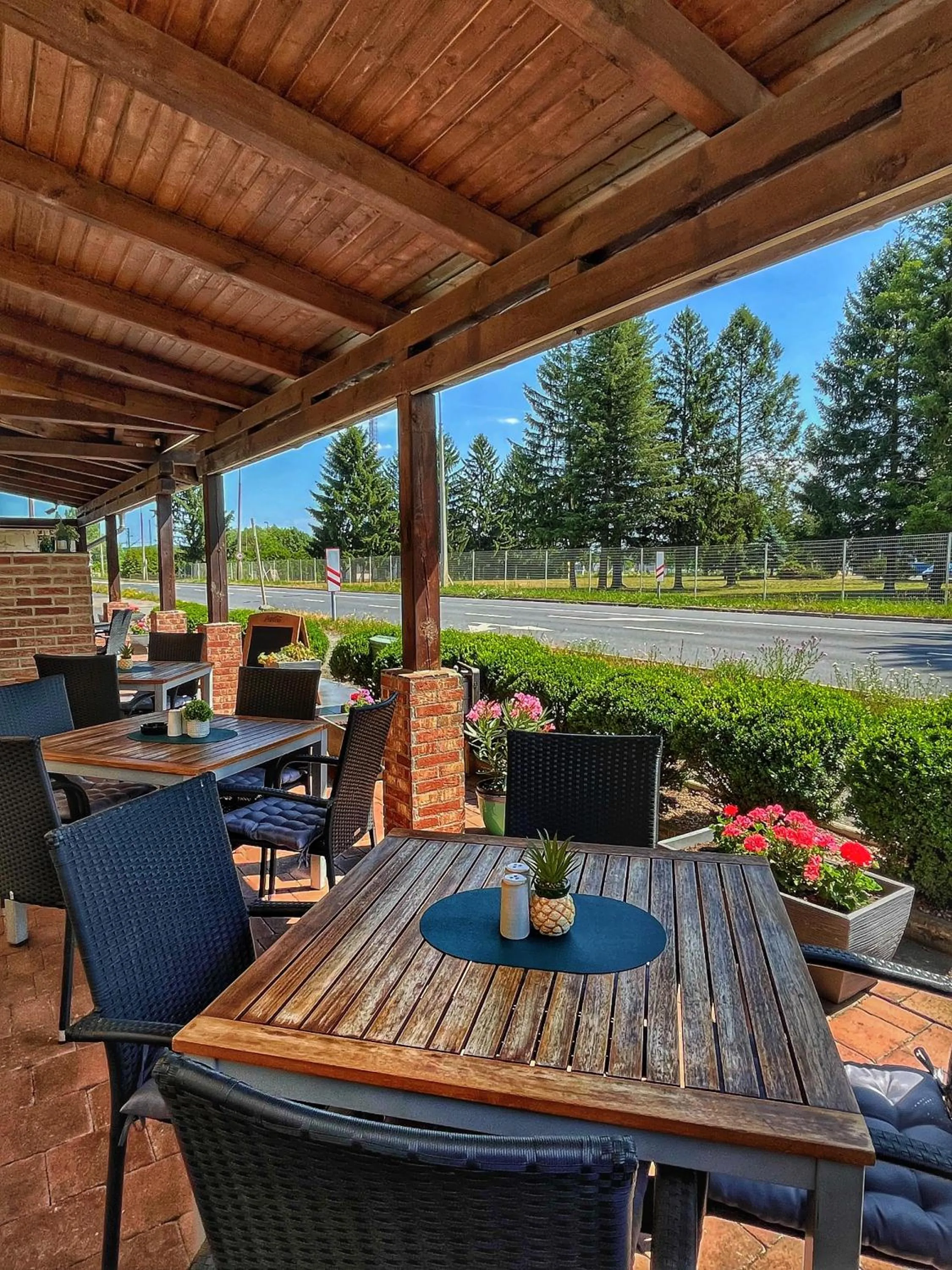 Andante Pension & Restaurant