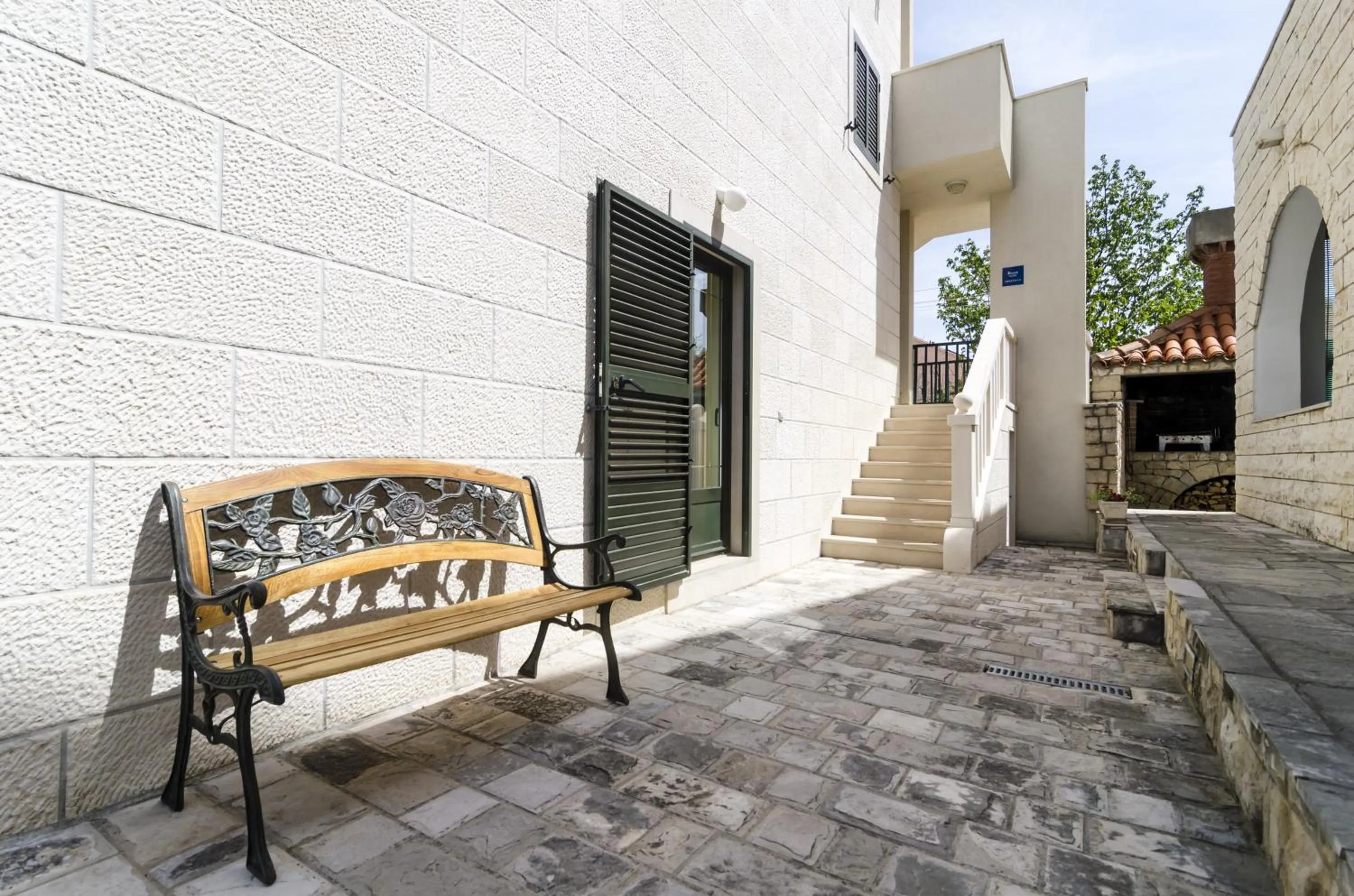 Patio in Cina Apartments