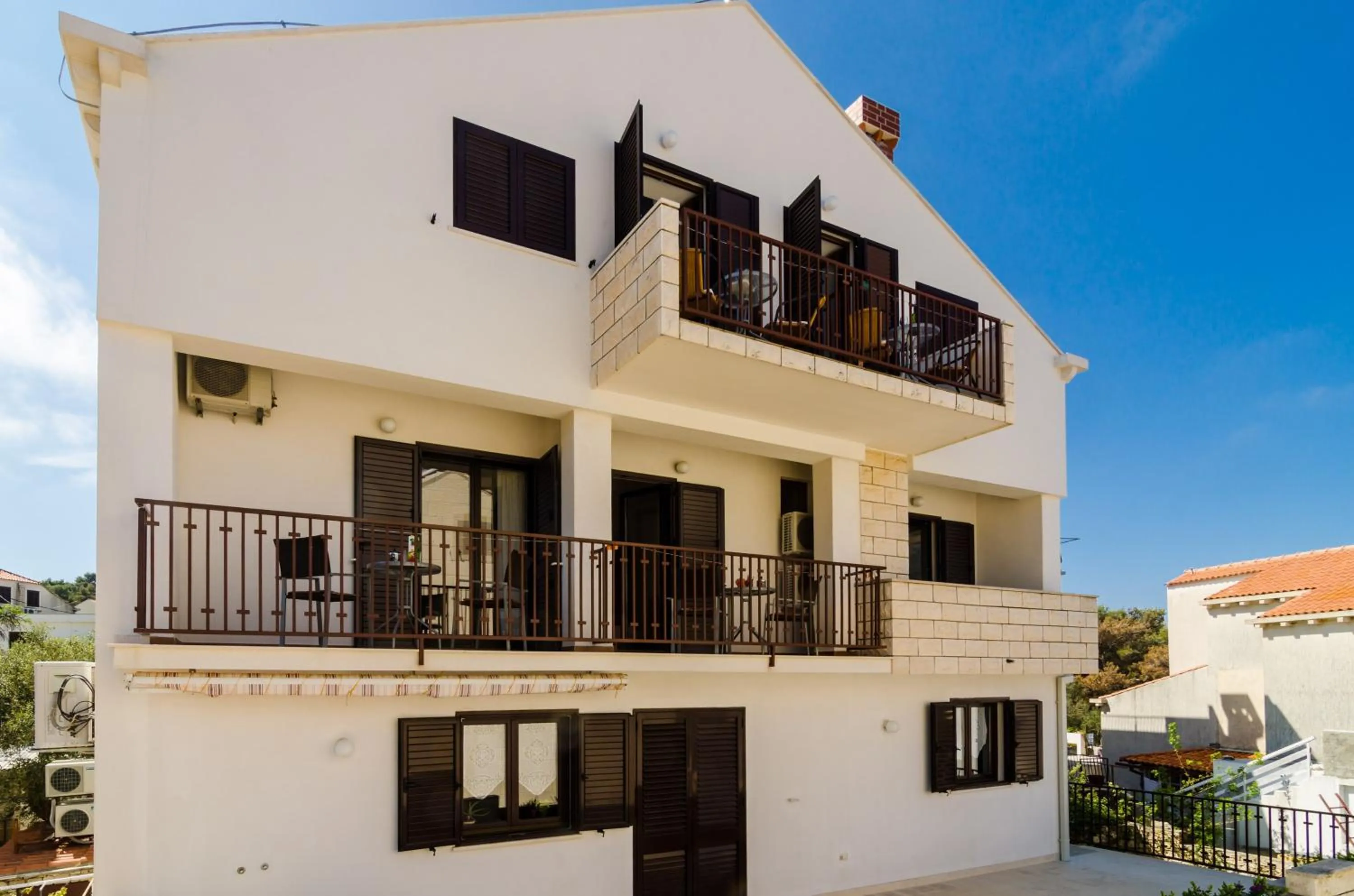 Property building in Cina Apartments