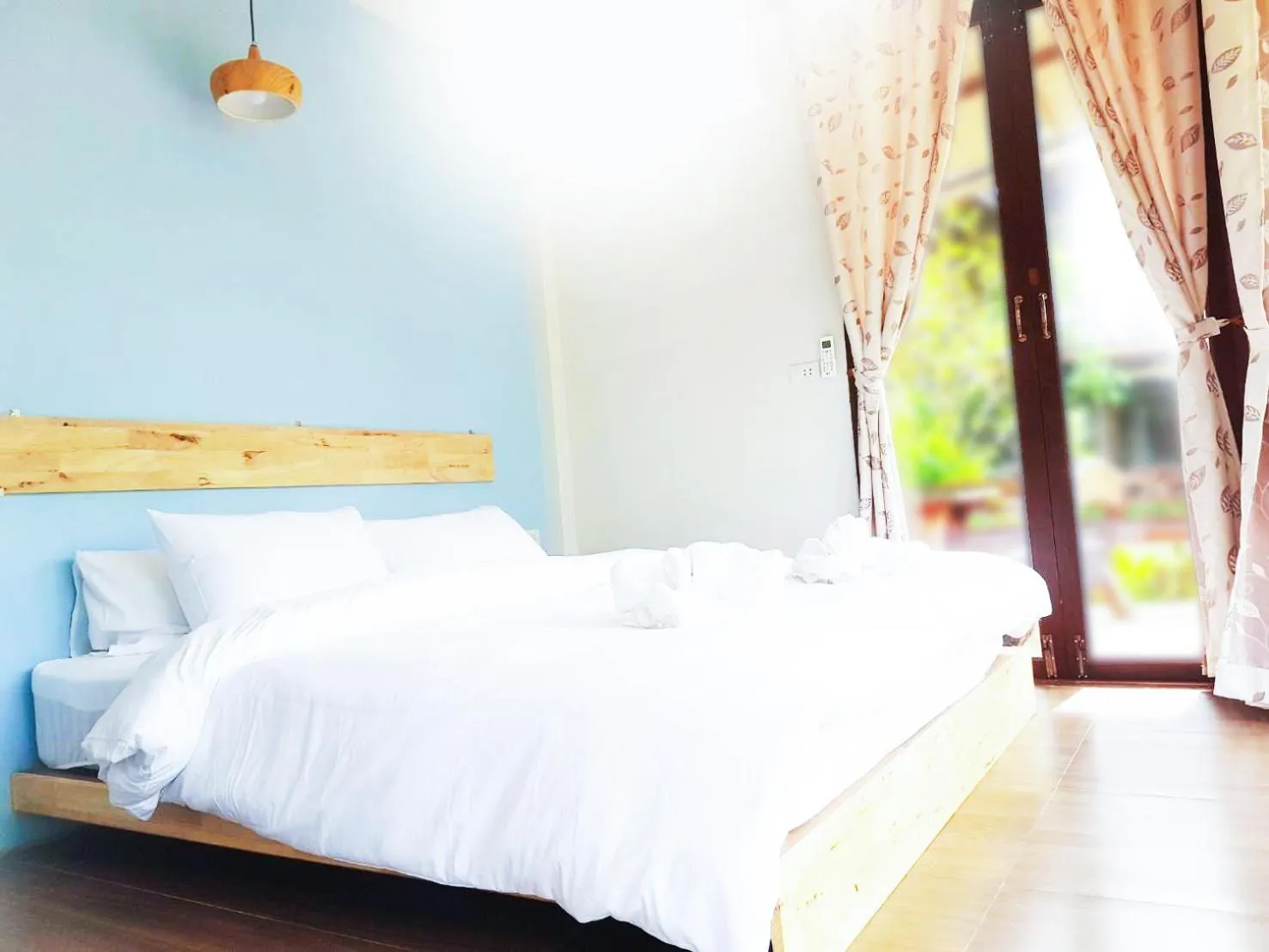 Bed in Wang Jai Kwang Space Inn