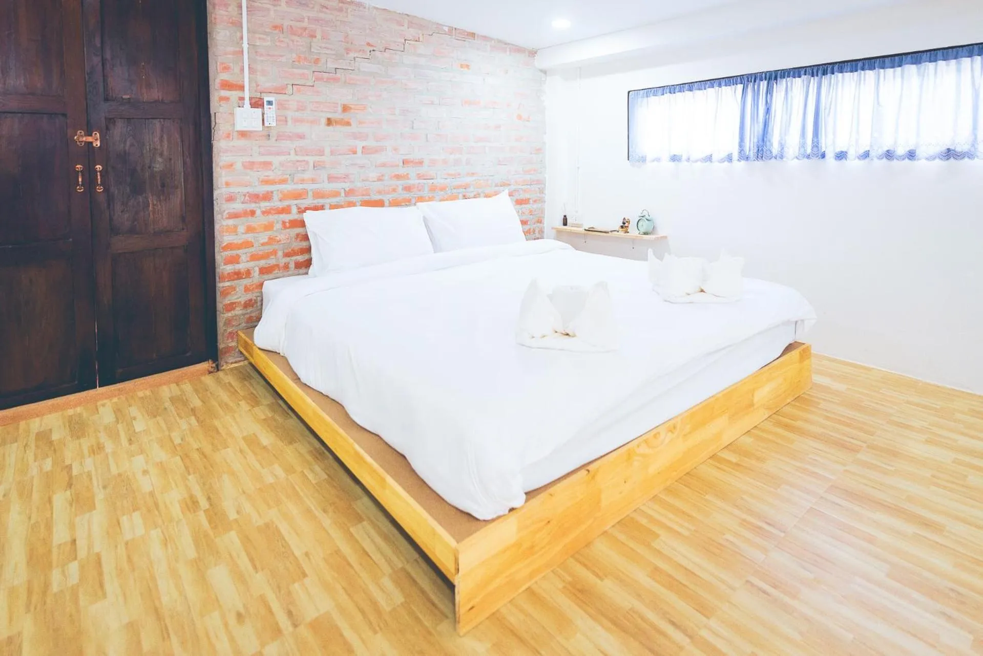 Bed in Wang Jai Kwang Space Inn