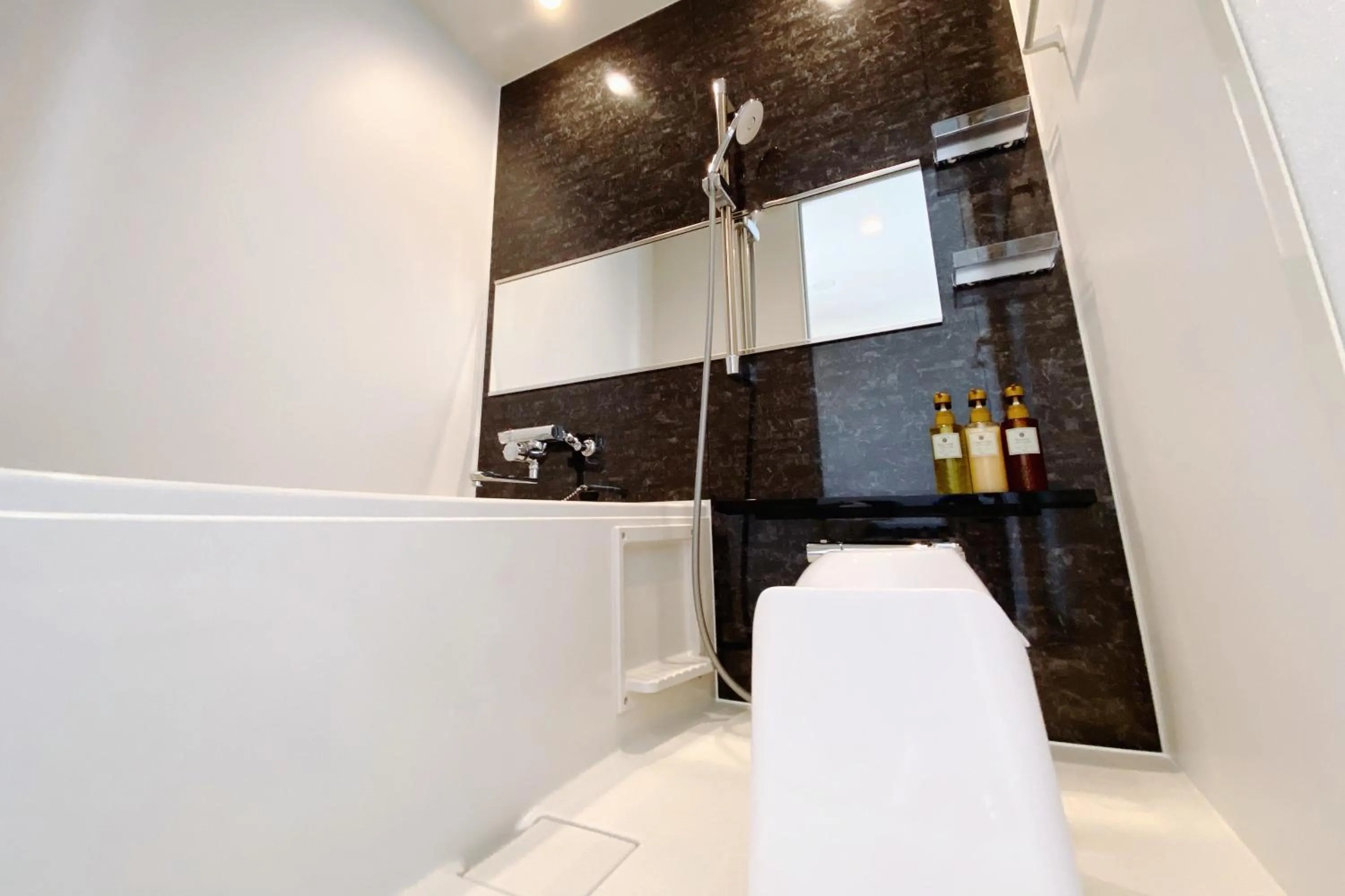 Shower in WeBase TAKAMATSU