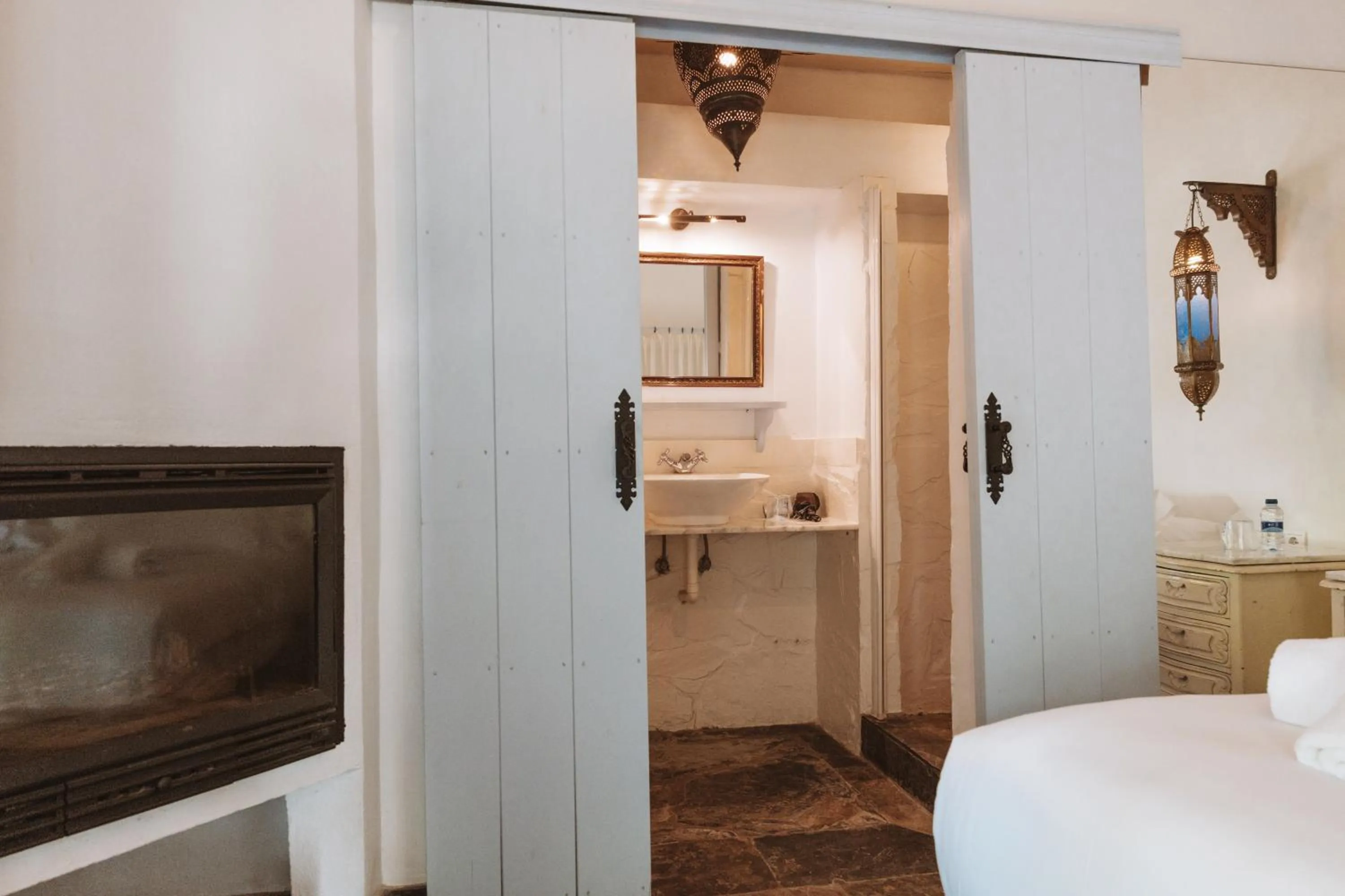 Bed in Hotel Finca Los Pilares de Ronda