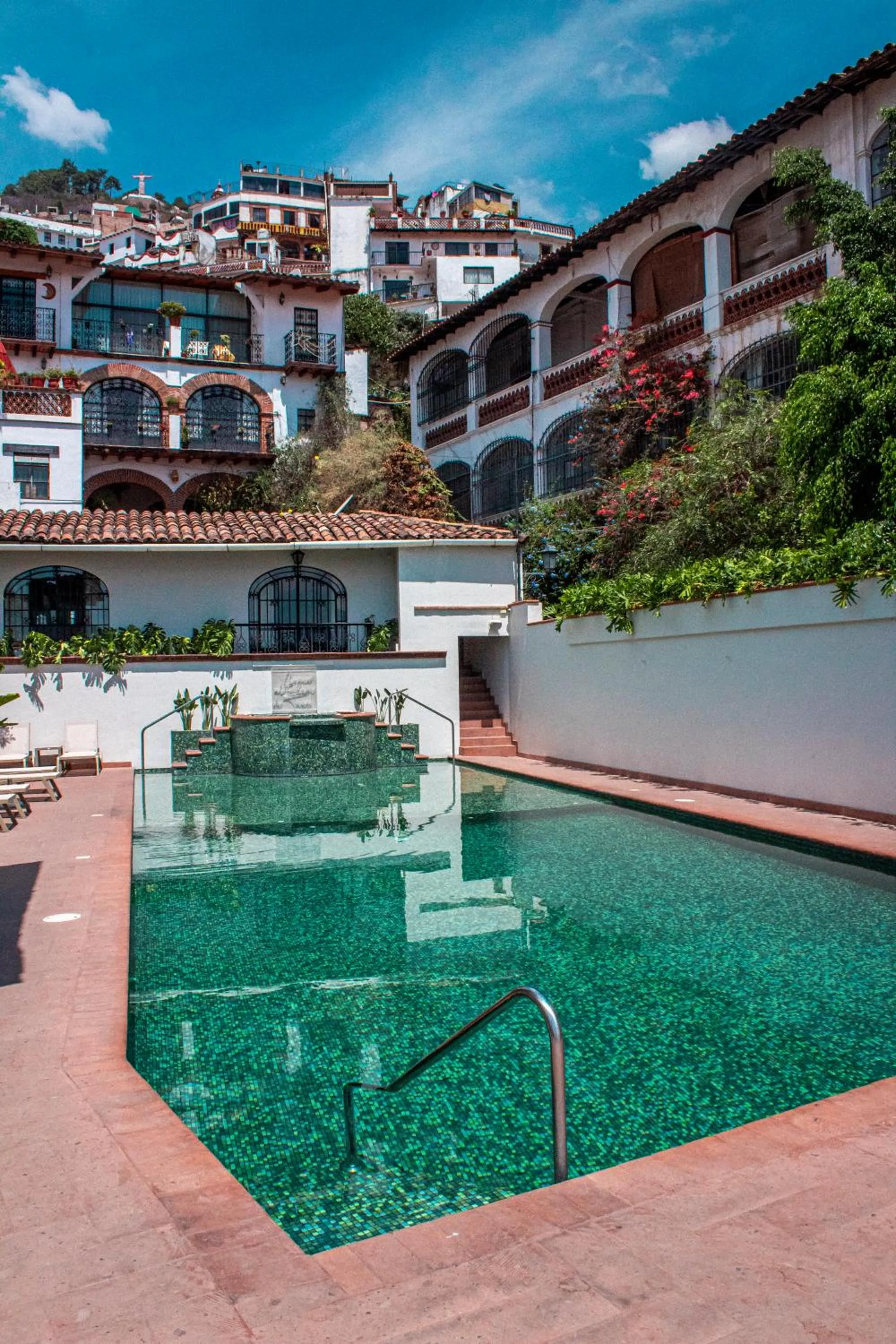 Swimming pool in Hotel Agua Escondida
