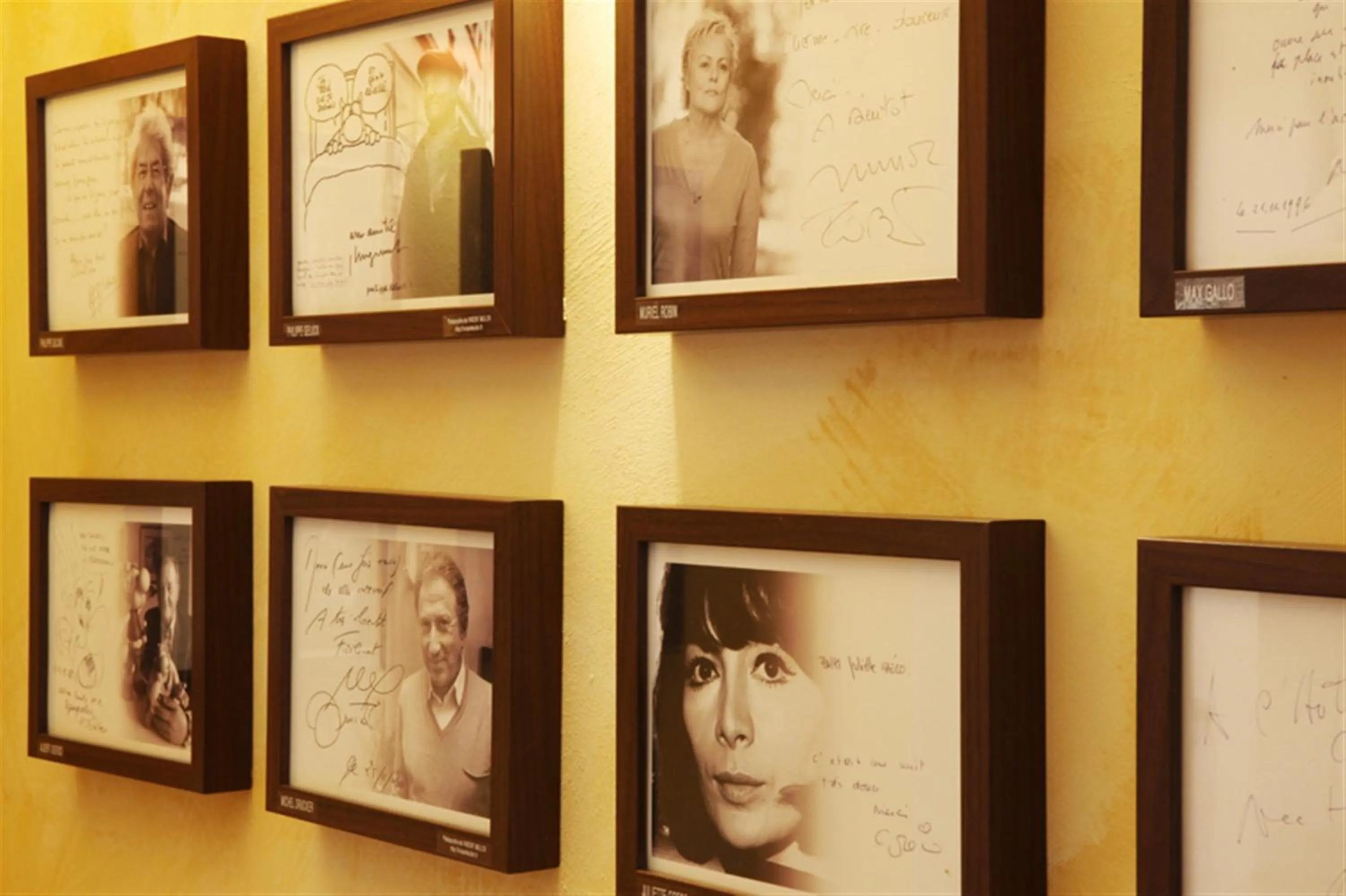 Decorative detail in Hotel Cathédrale