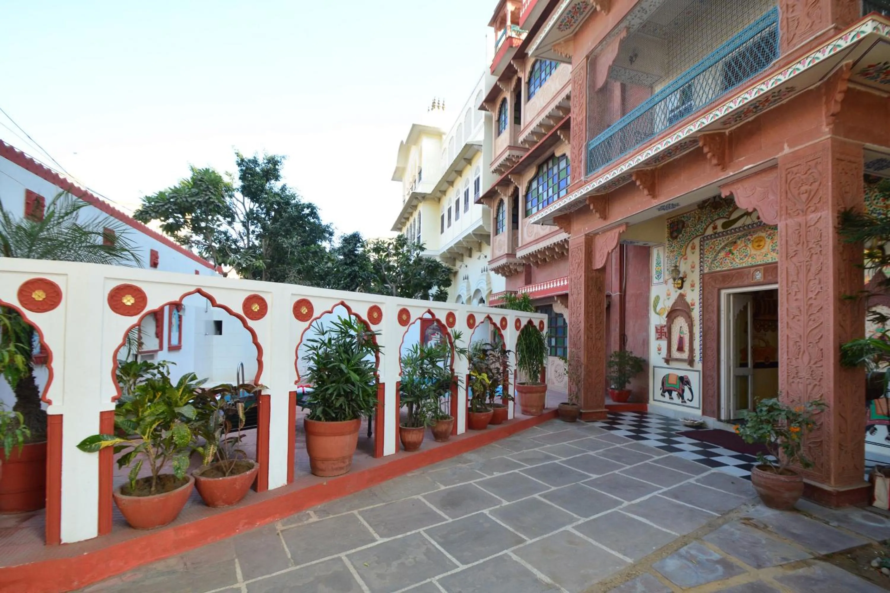Mahal Khandela-A Heritage Hotel In Jaipur City Center